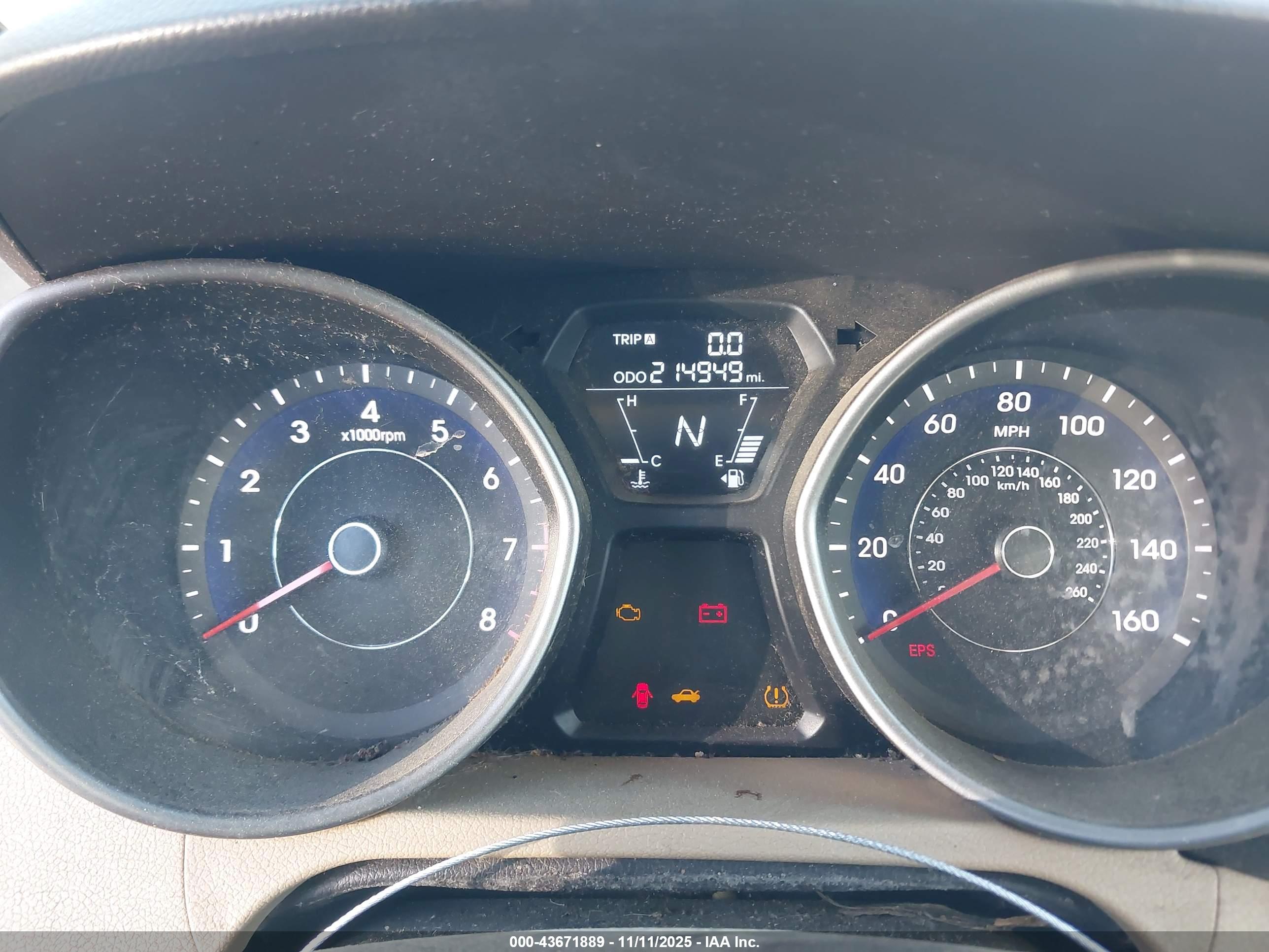 HYUNDAI ELANTRA image 7