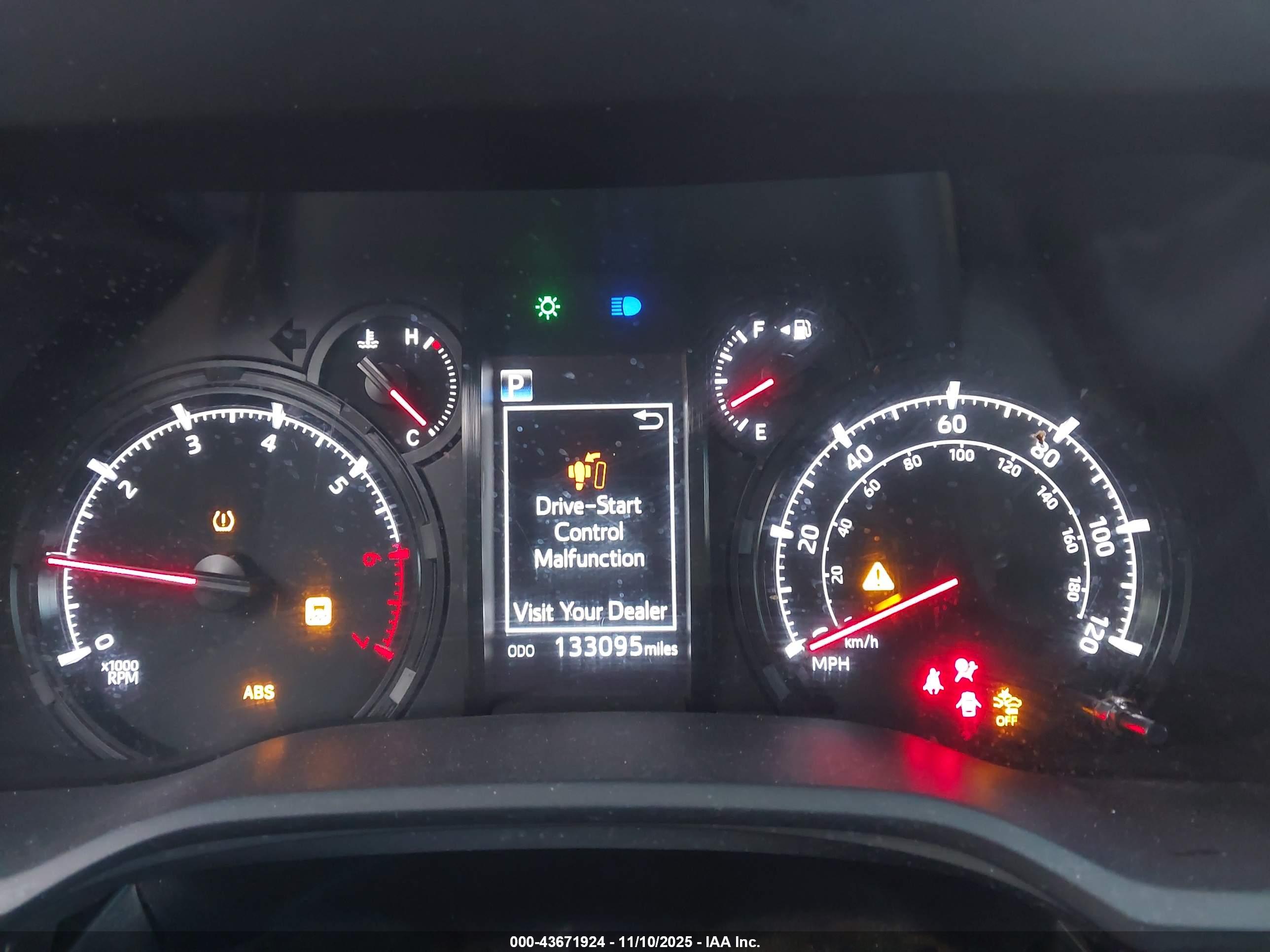 TOYOTA 4RUNNER image 7