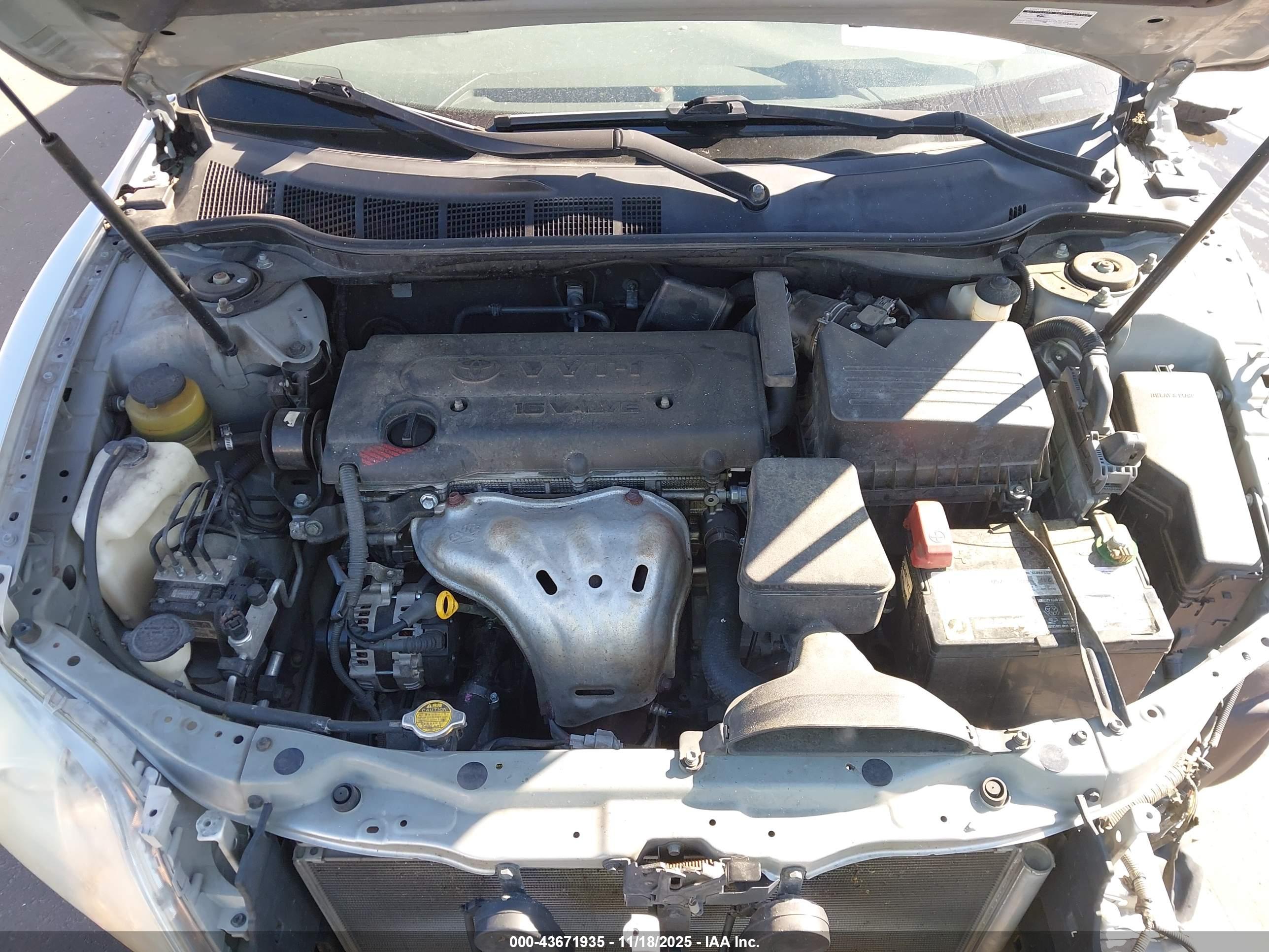 TOYOTA CAMRY image 10