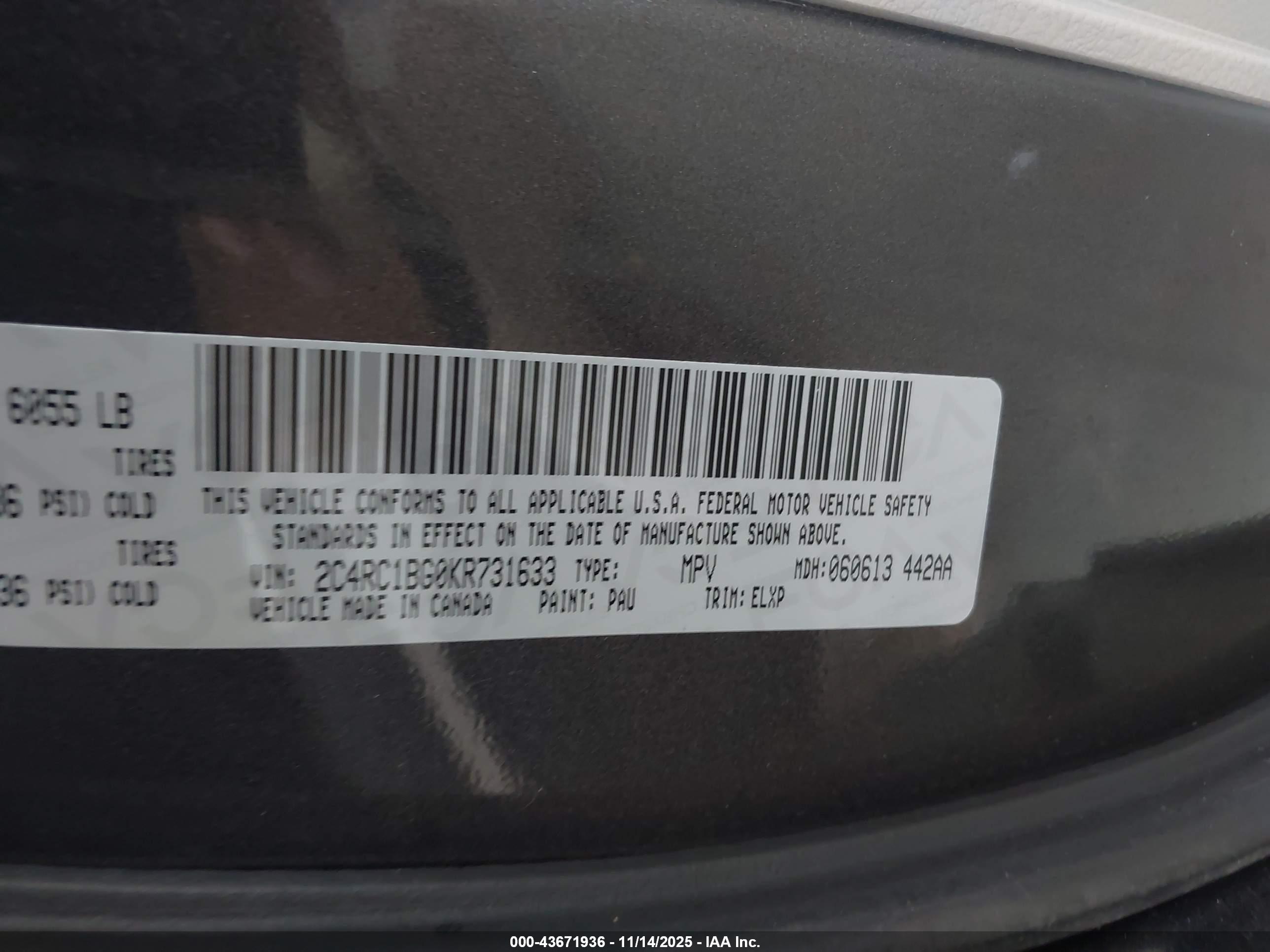 CHRYSLER PACIFICA image 9