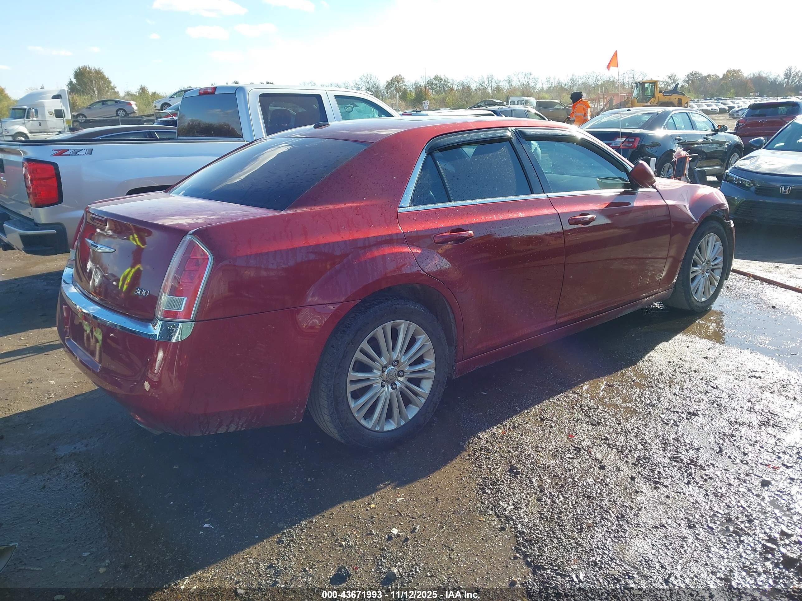 CHRYSLER 300 image 4