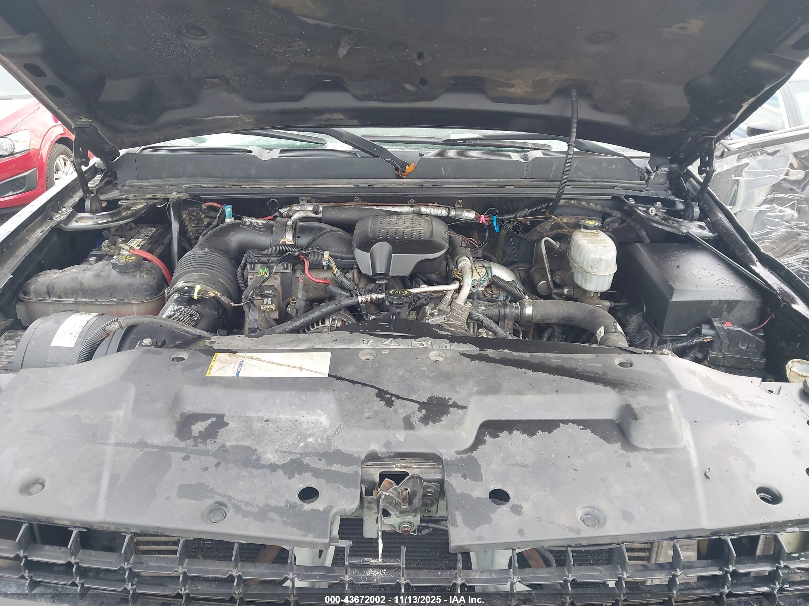 CHEVROLET SILVERADO image 10