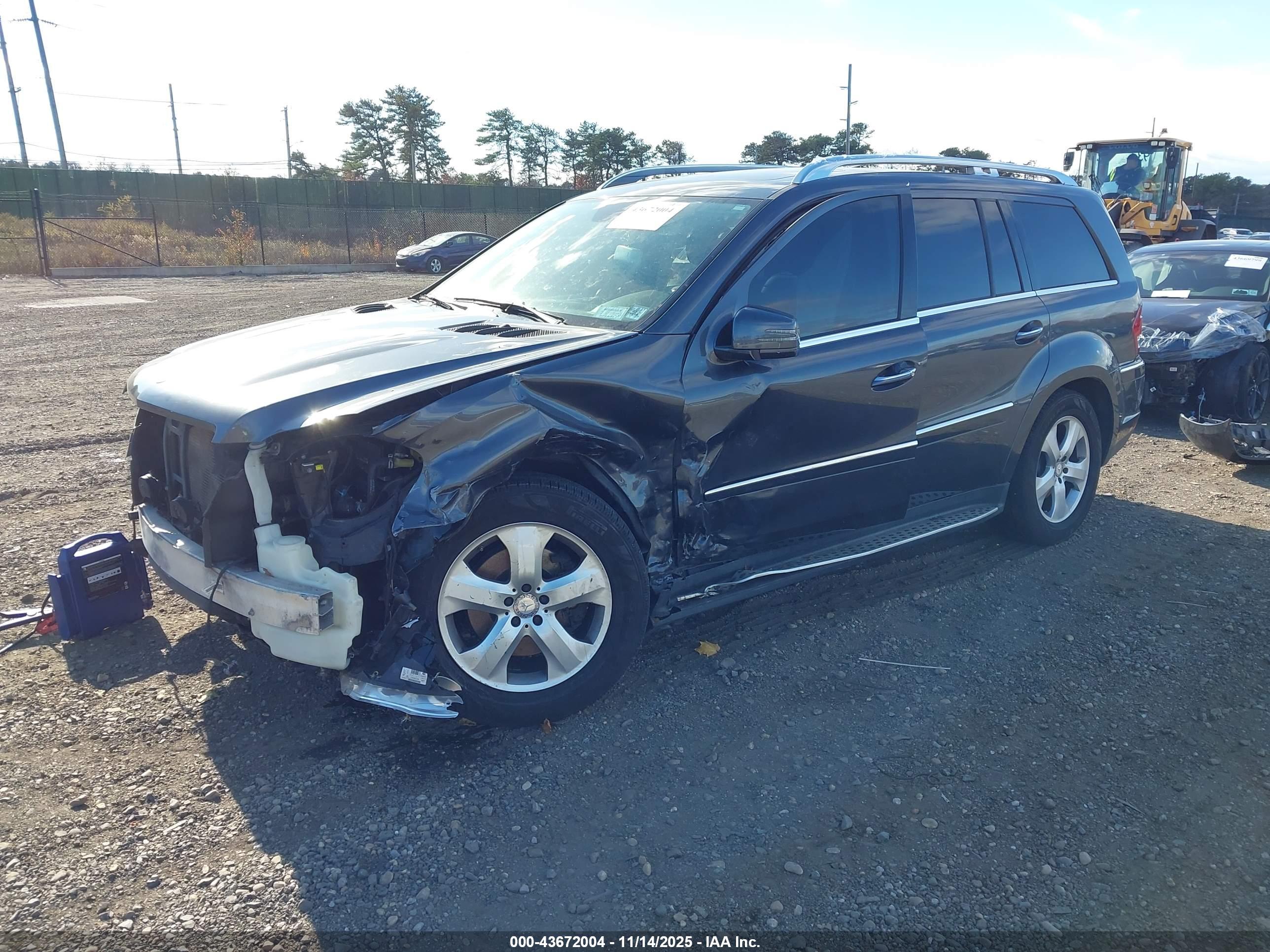 MERCEDES-BENZ GL image 2