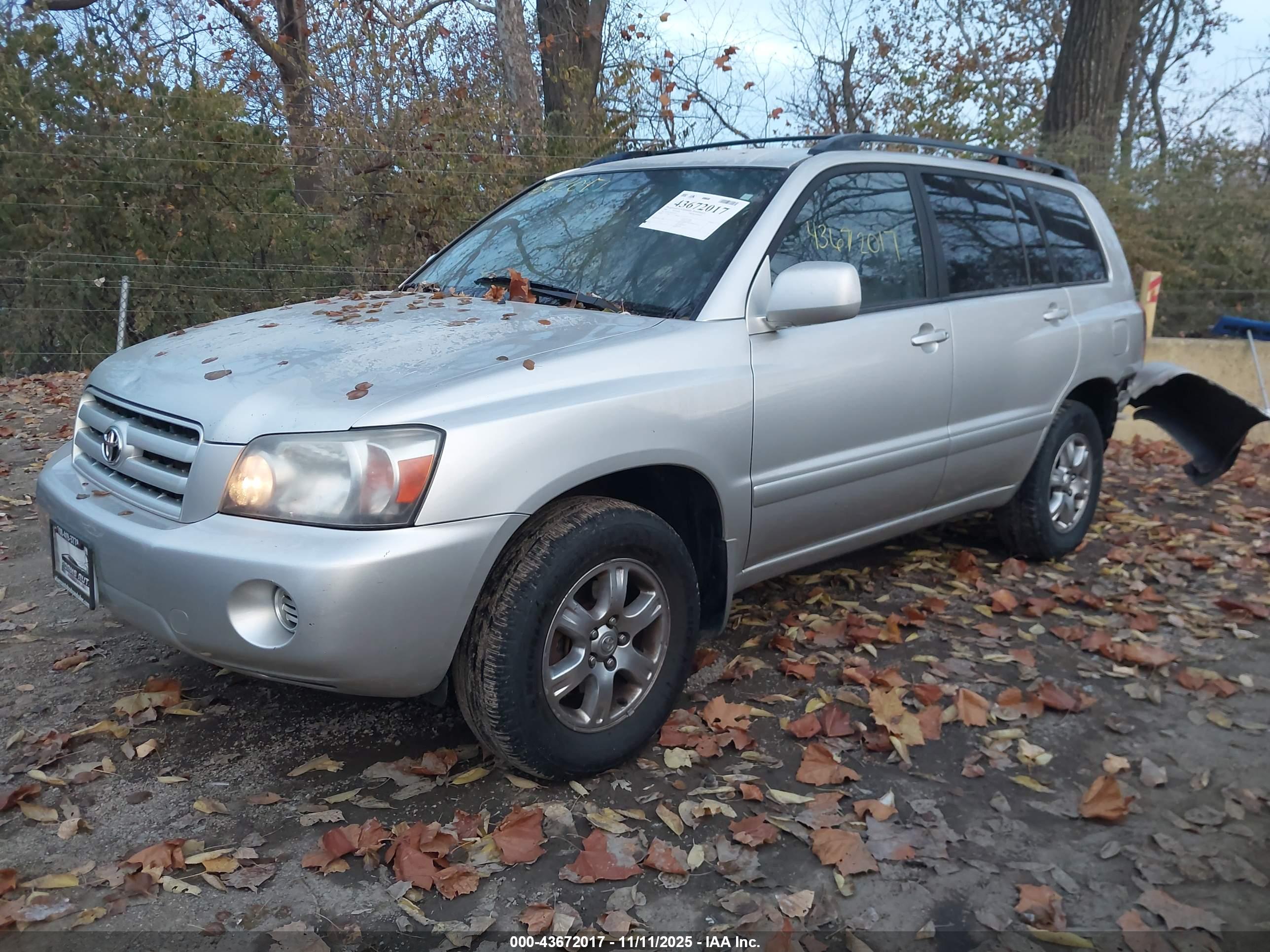 TOYOTA HIGHLANDER image 2