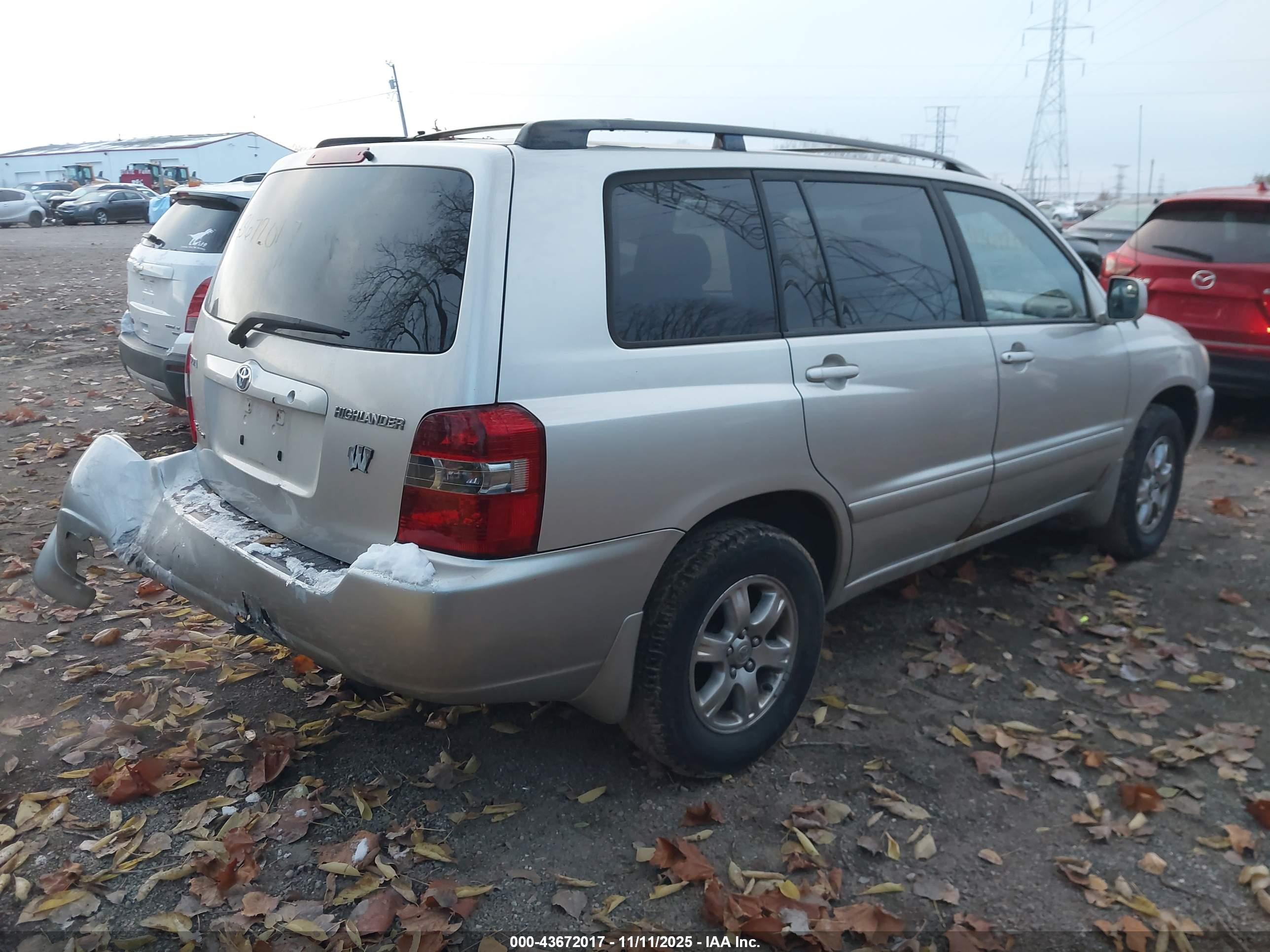 TOYOTA HIGHLANDER image 4