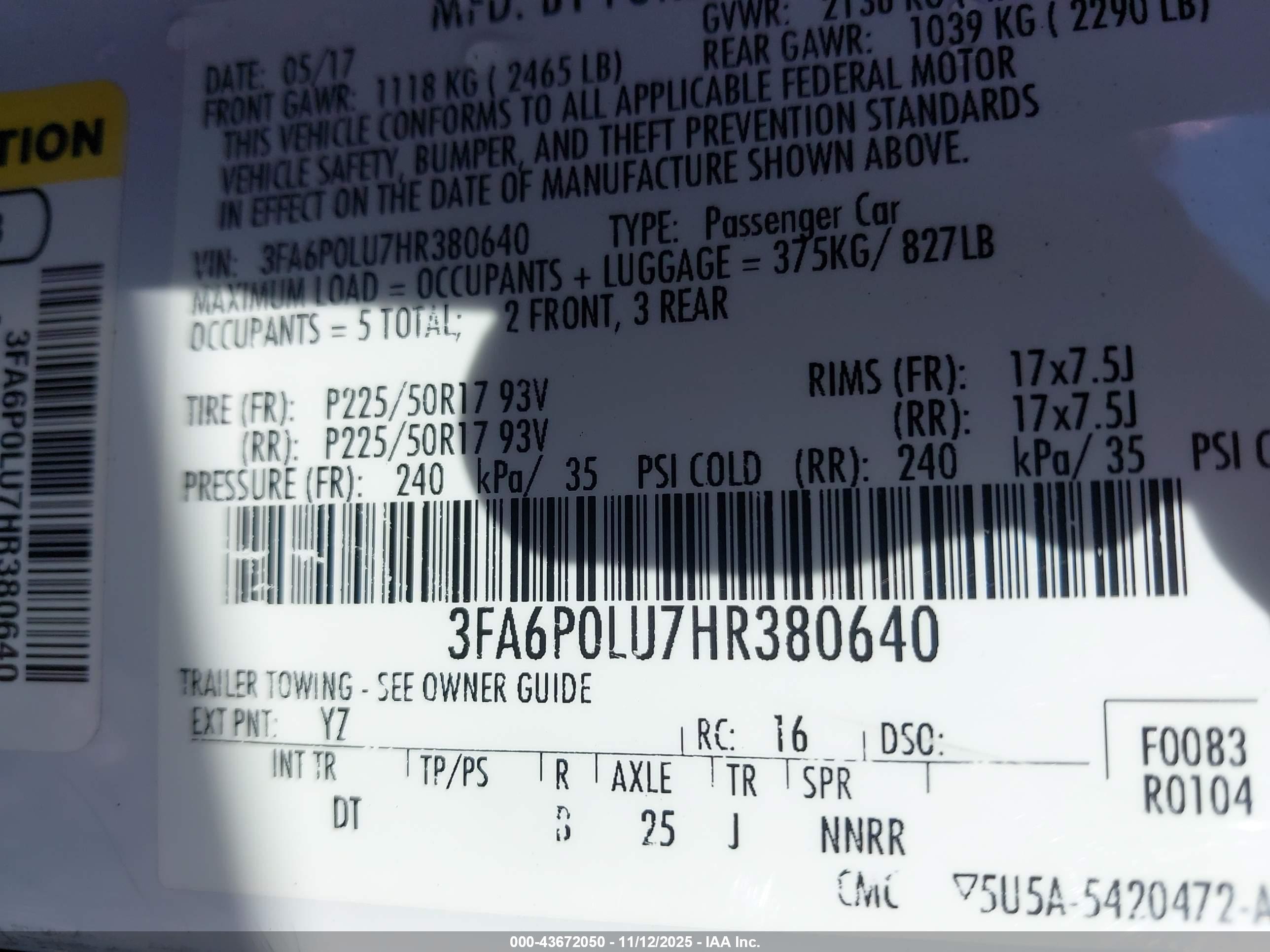 FORD FUSION image 9