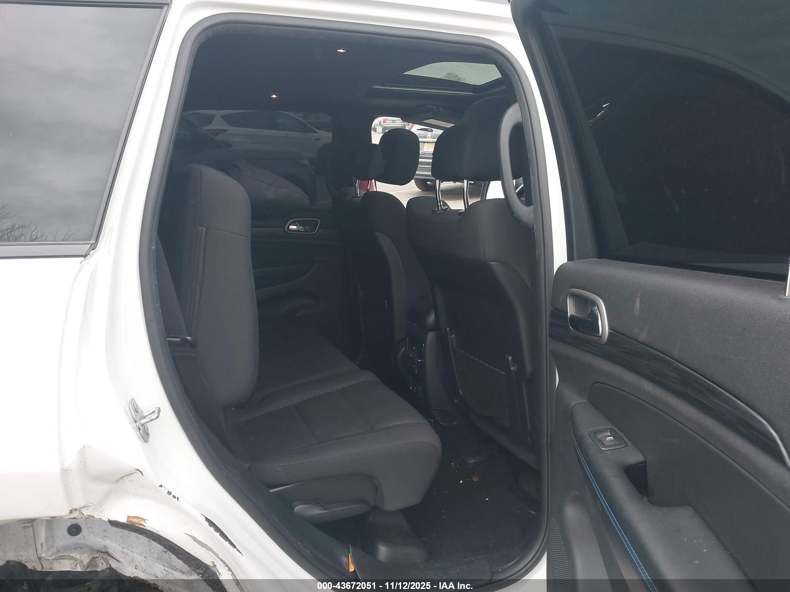JEEP GRAND image 8