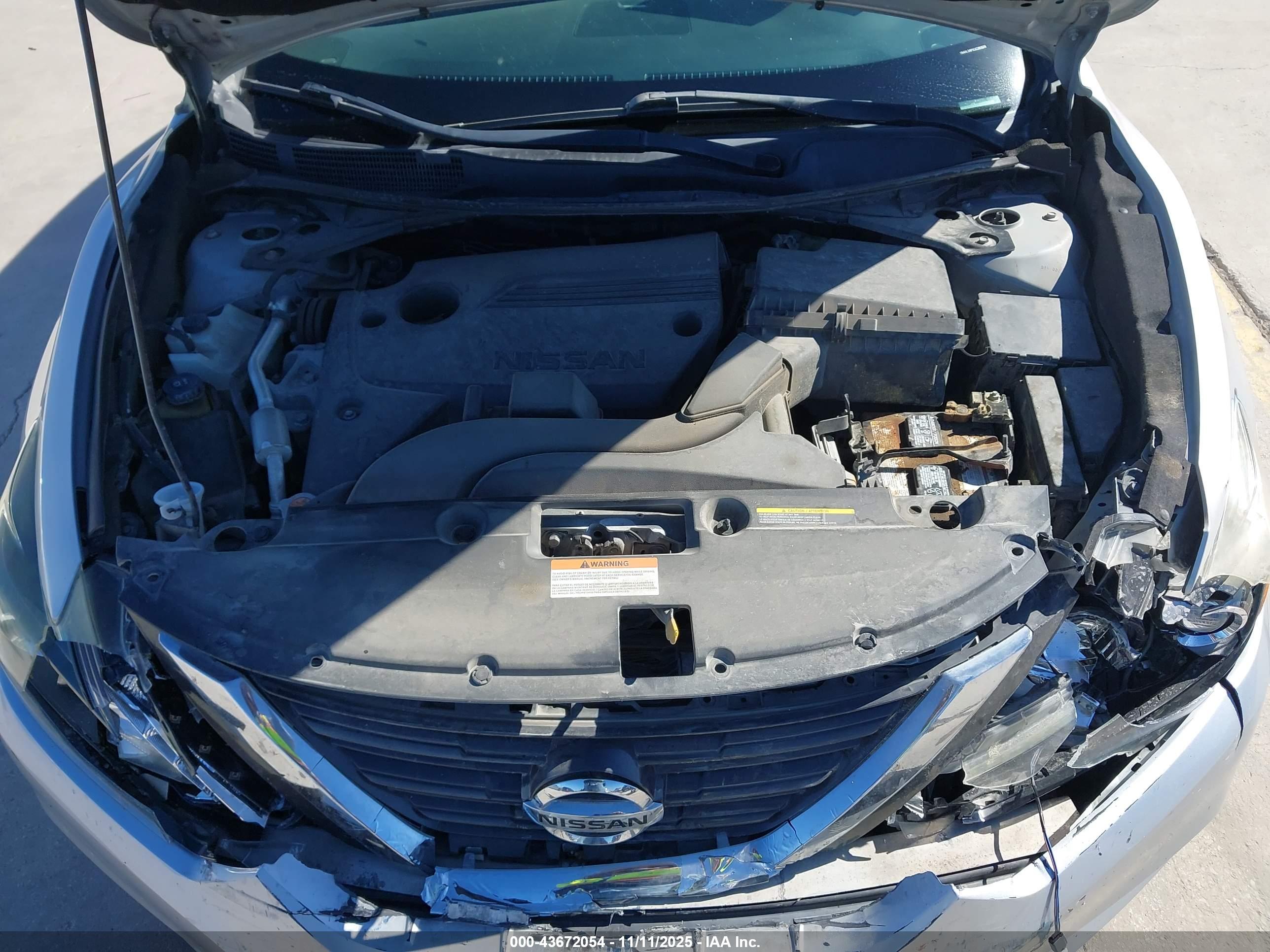 NISSAN ALTIMA image 10