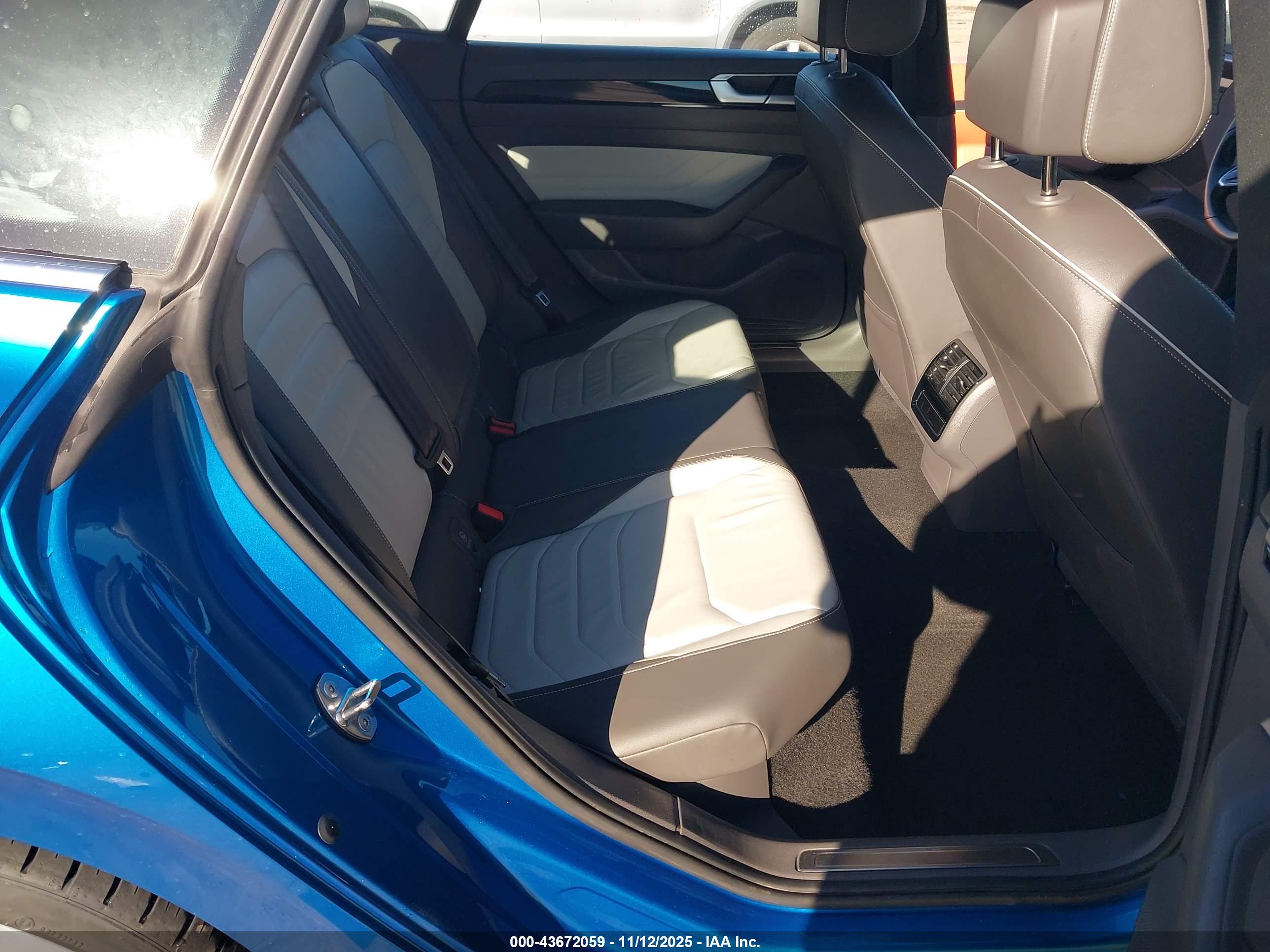 VOLKSWAGEN ARTEON image 8