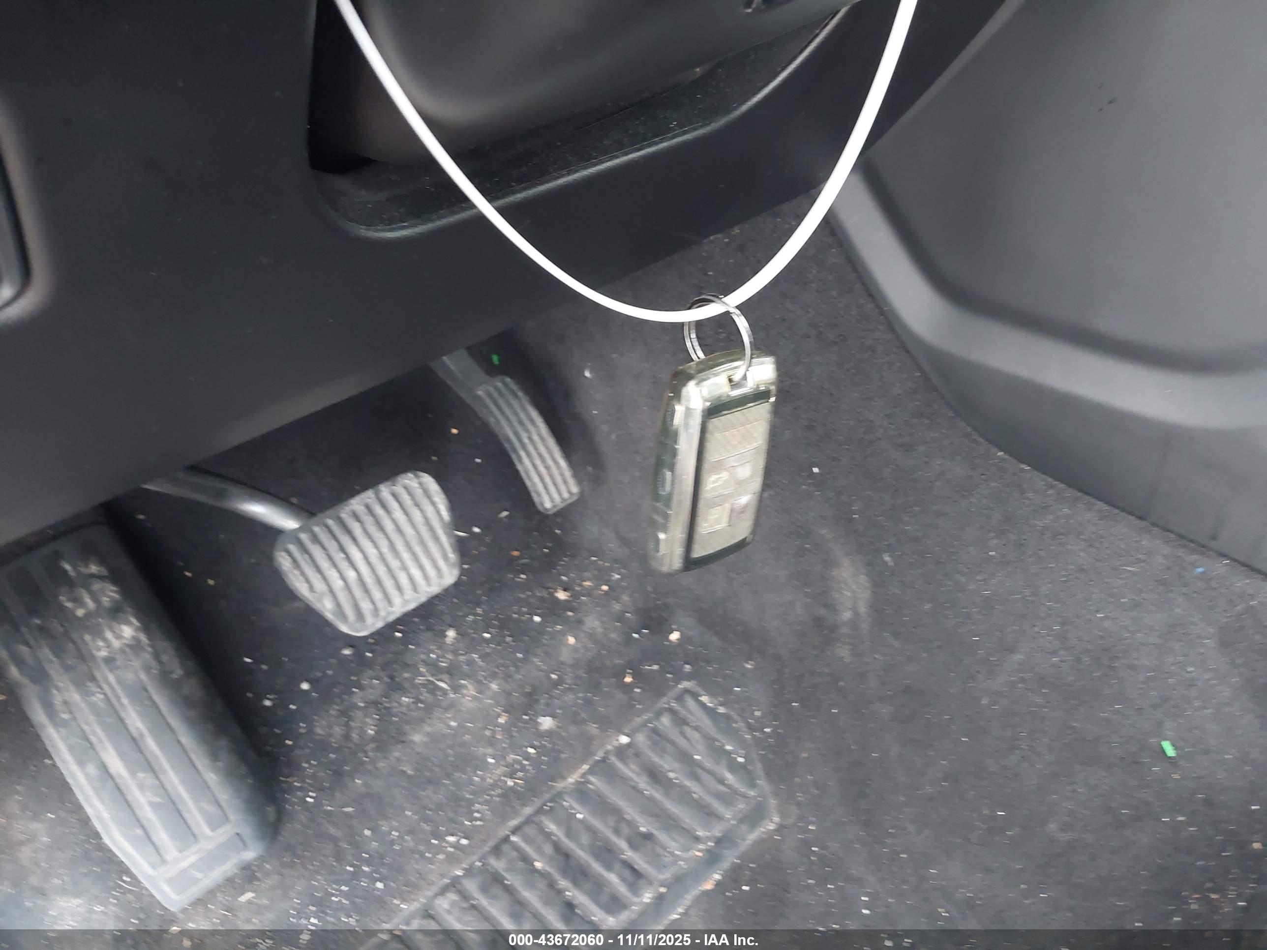LAND ROVER image 11