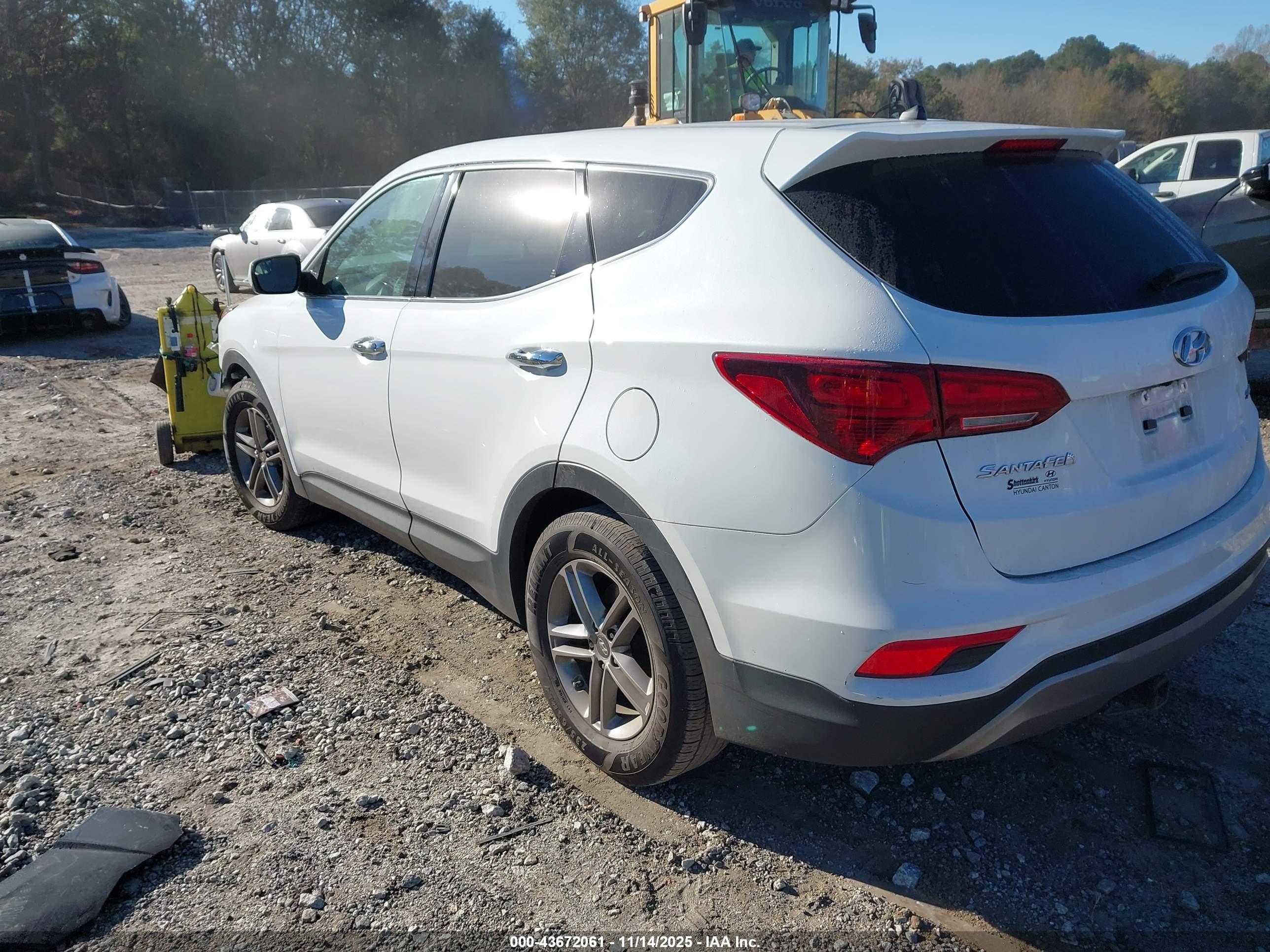 HYUNDAI SANTA image 3