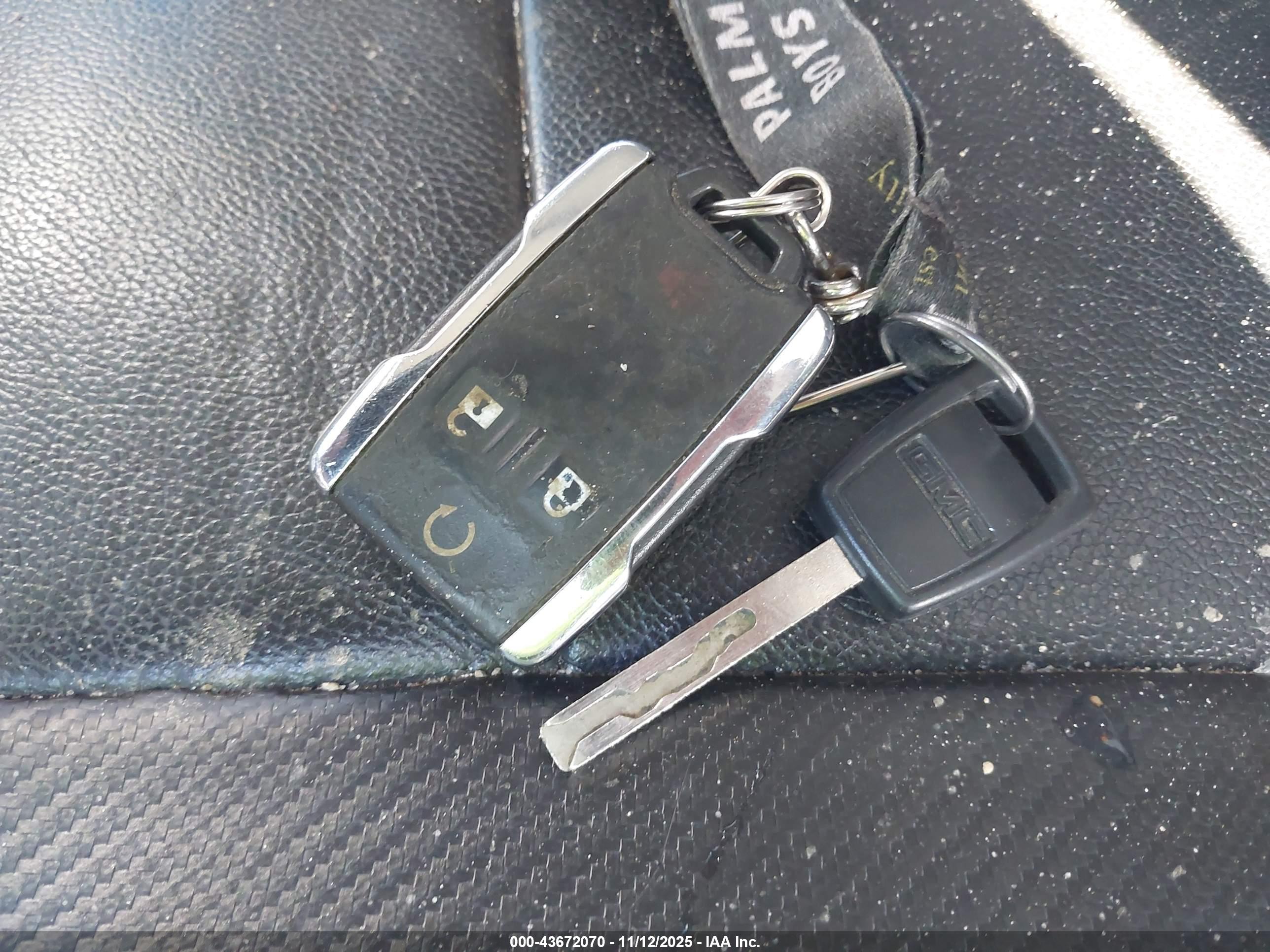 GMC SIERRA image 11