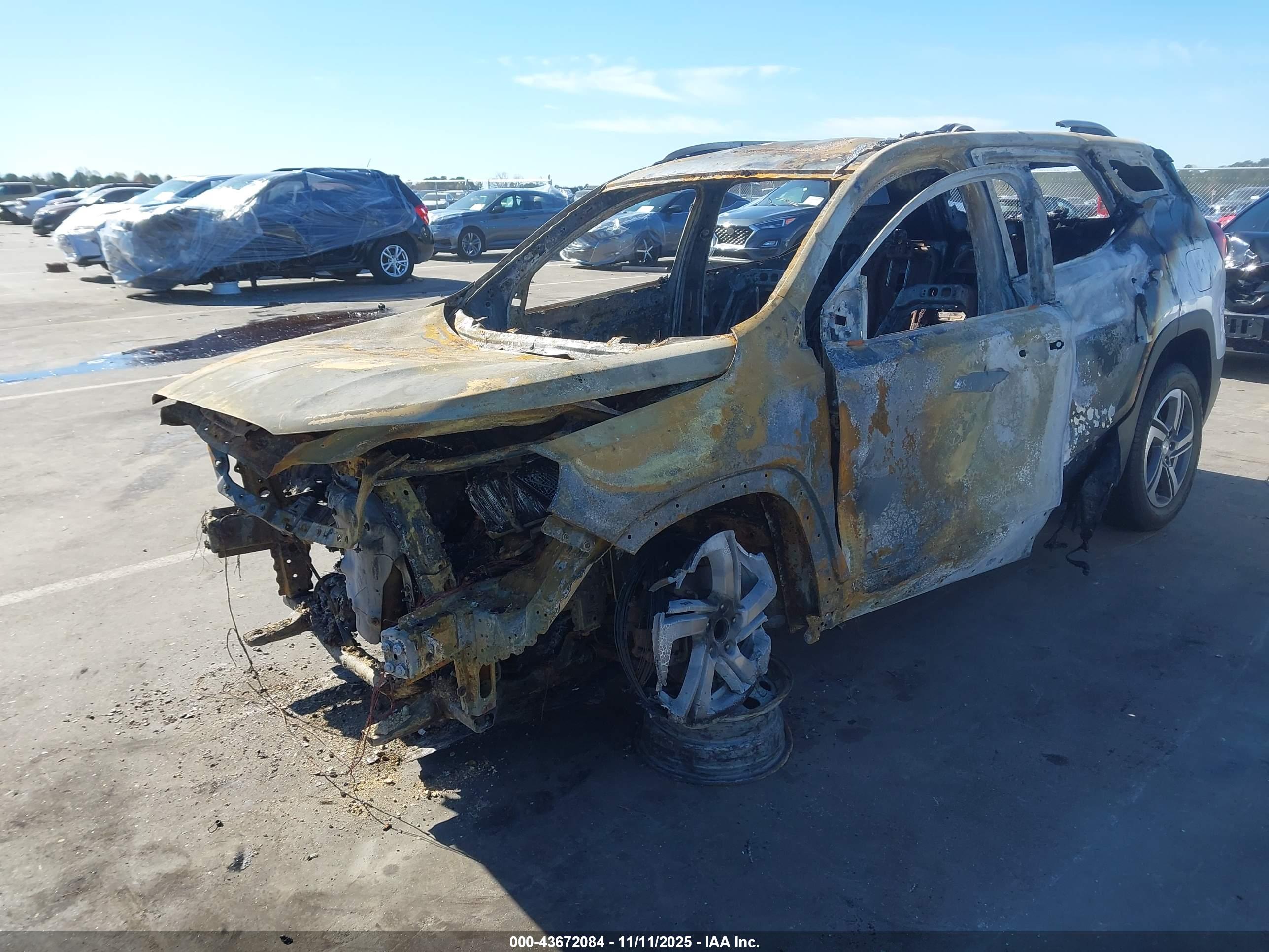 GMC TERRAIN image 2