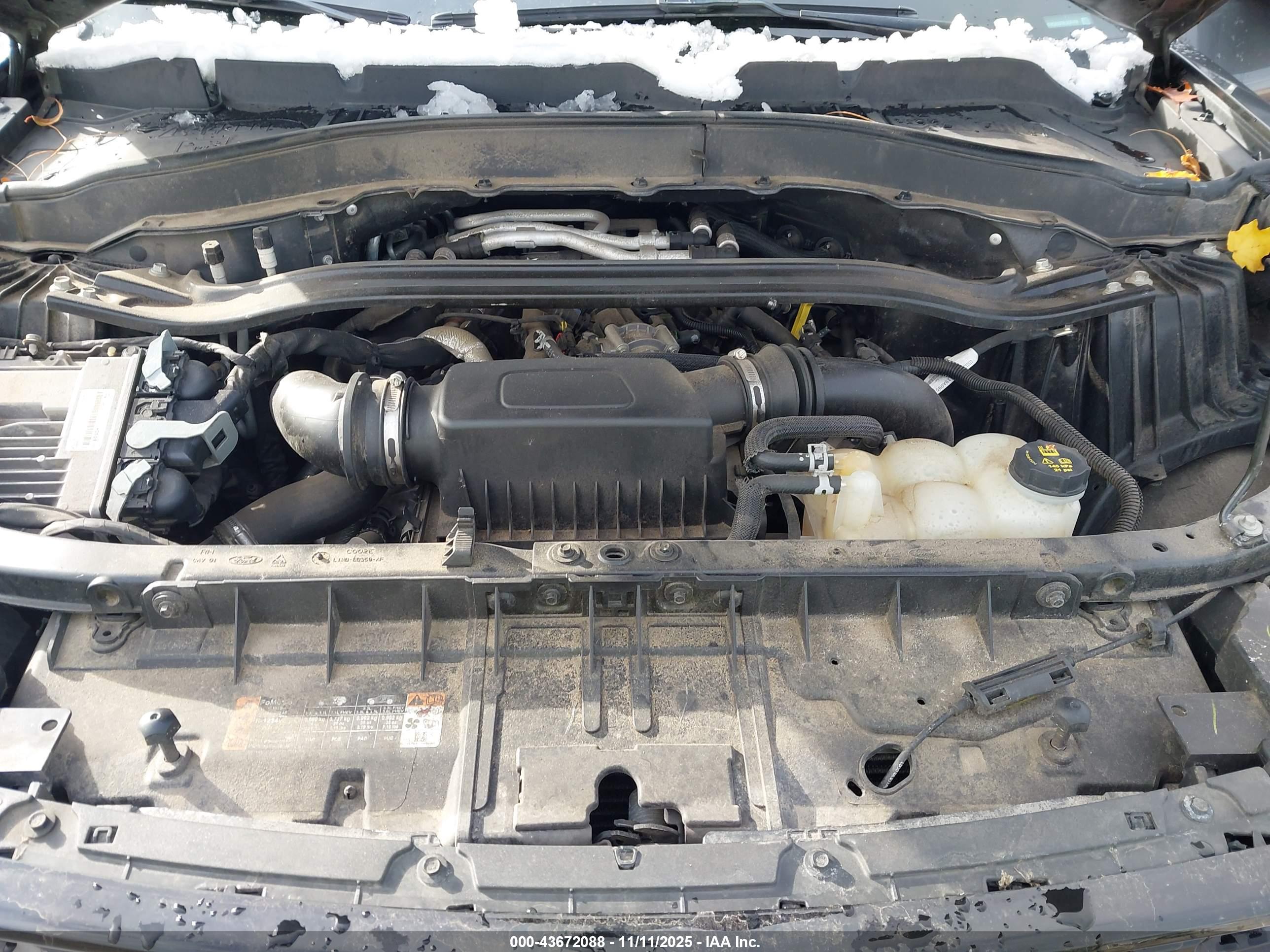 FORD EXPLORER image 10