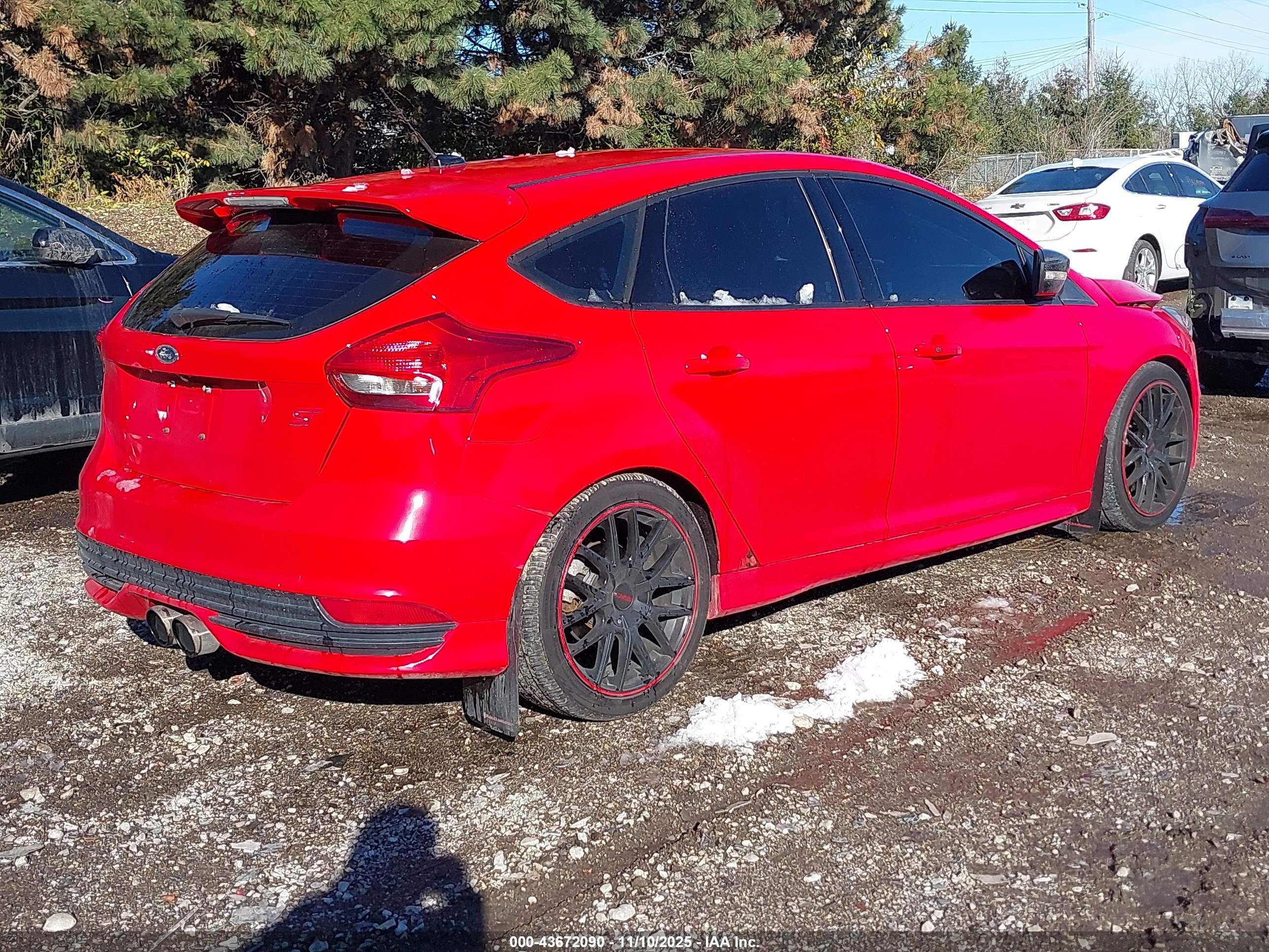 FORD FOCUS image 4
