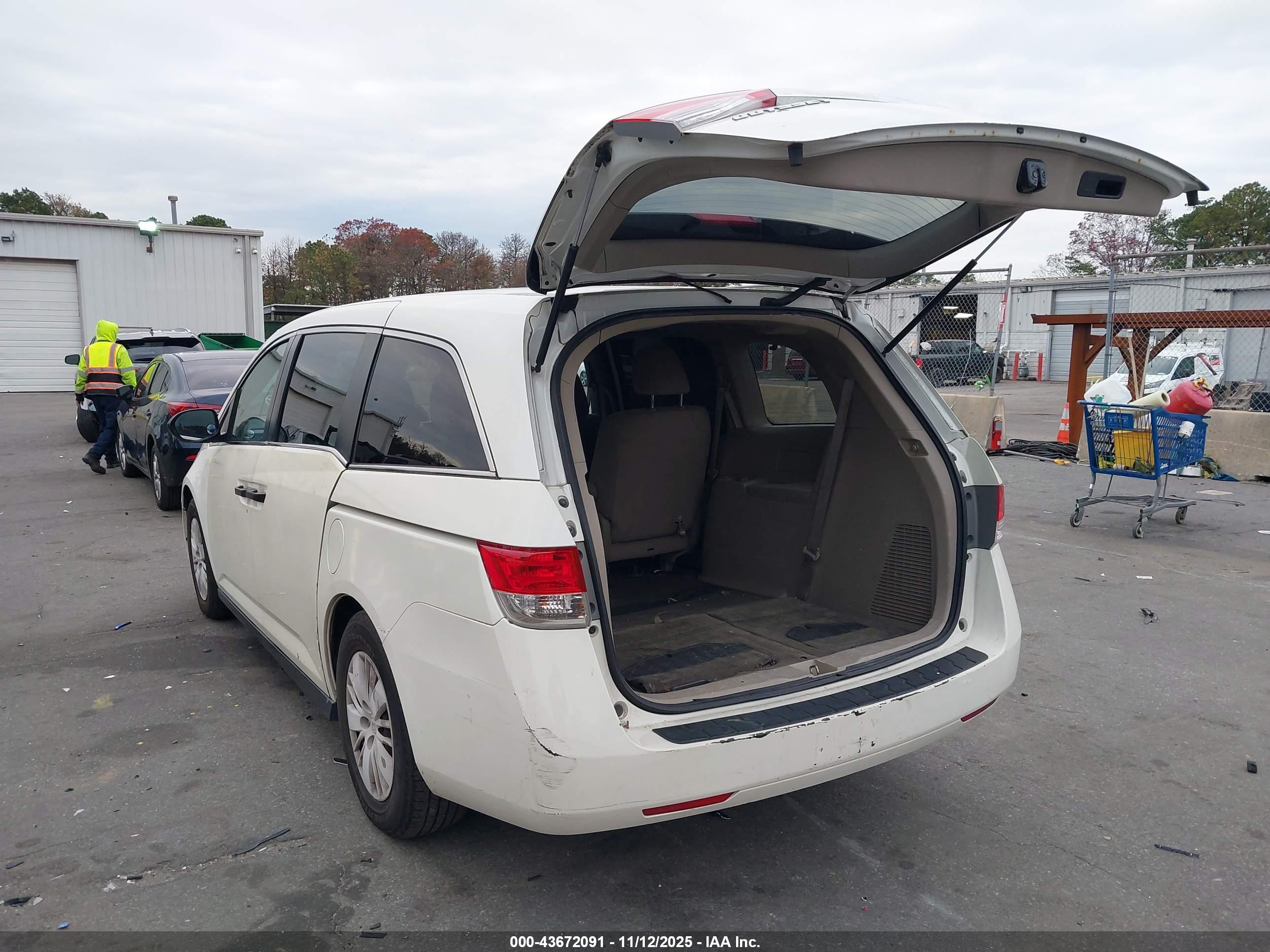 HONDA ODYSSEY image 3