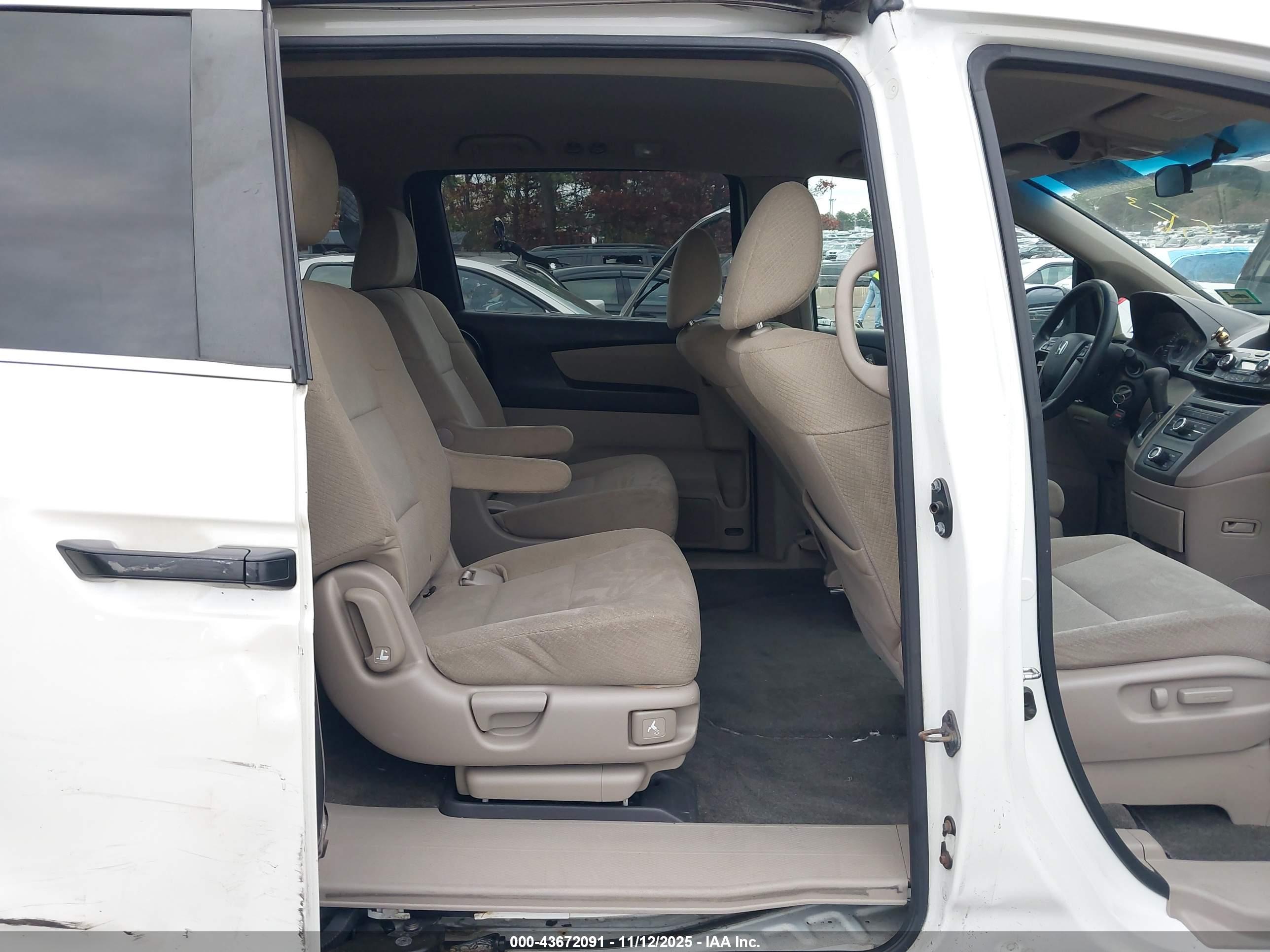 HONDA ODYSSEY image 8