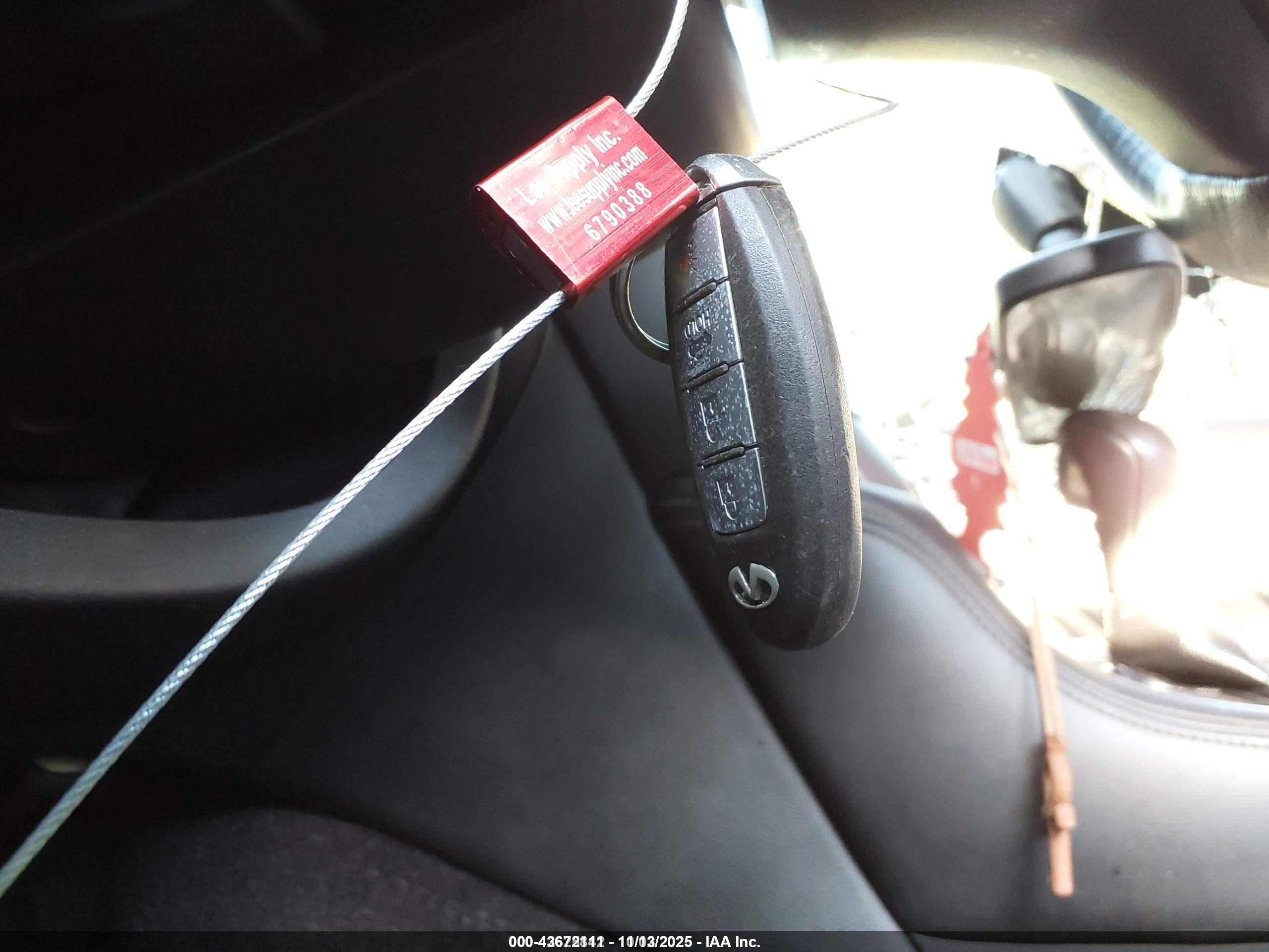 INFINITI Q50 image 11