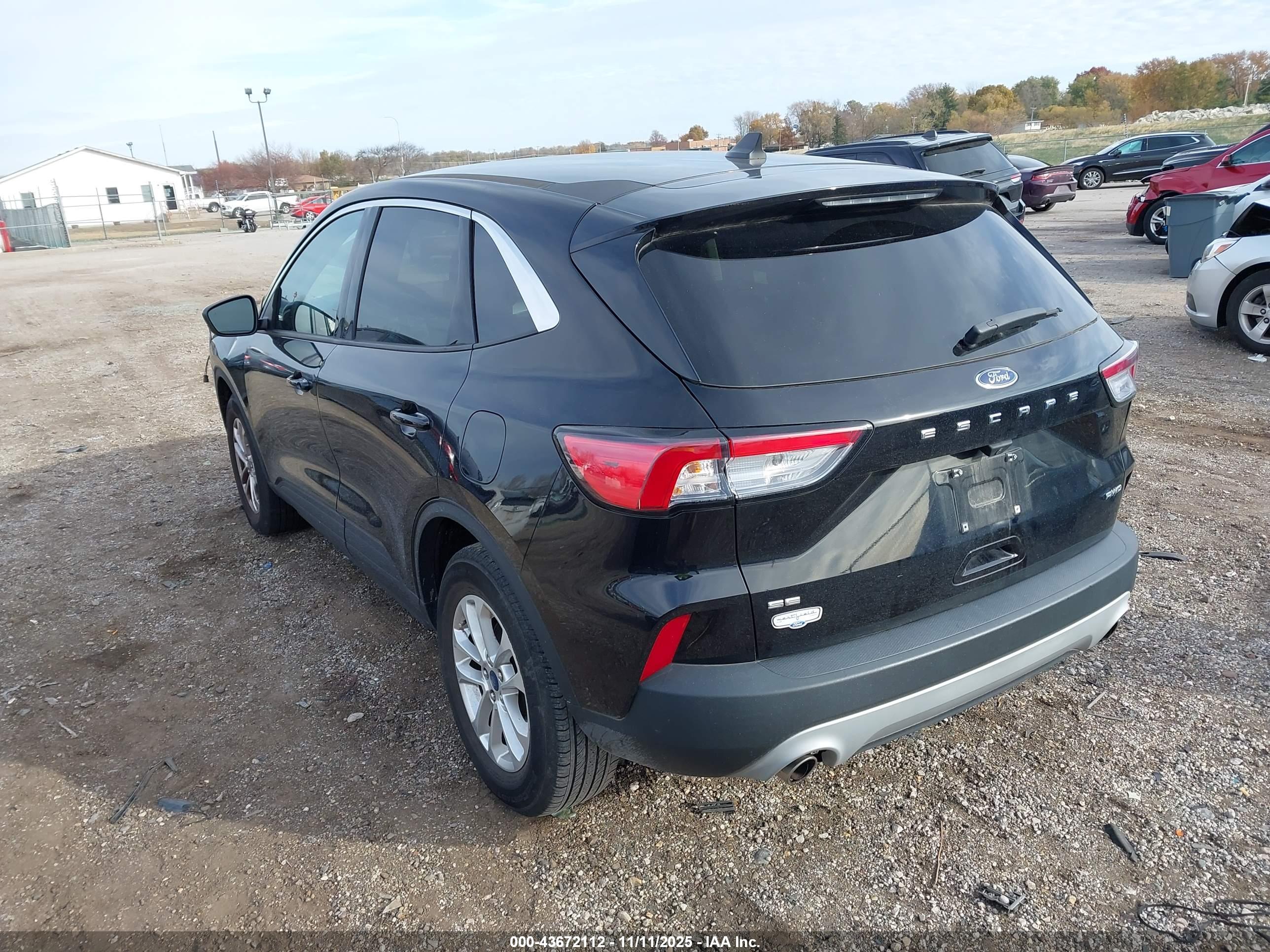 FORD ESCAPE image 3