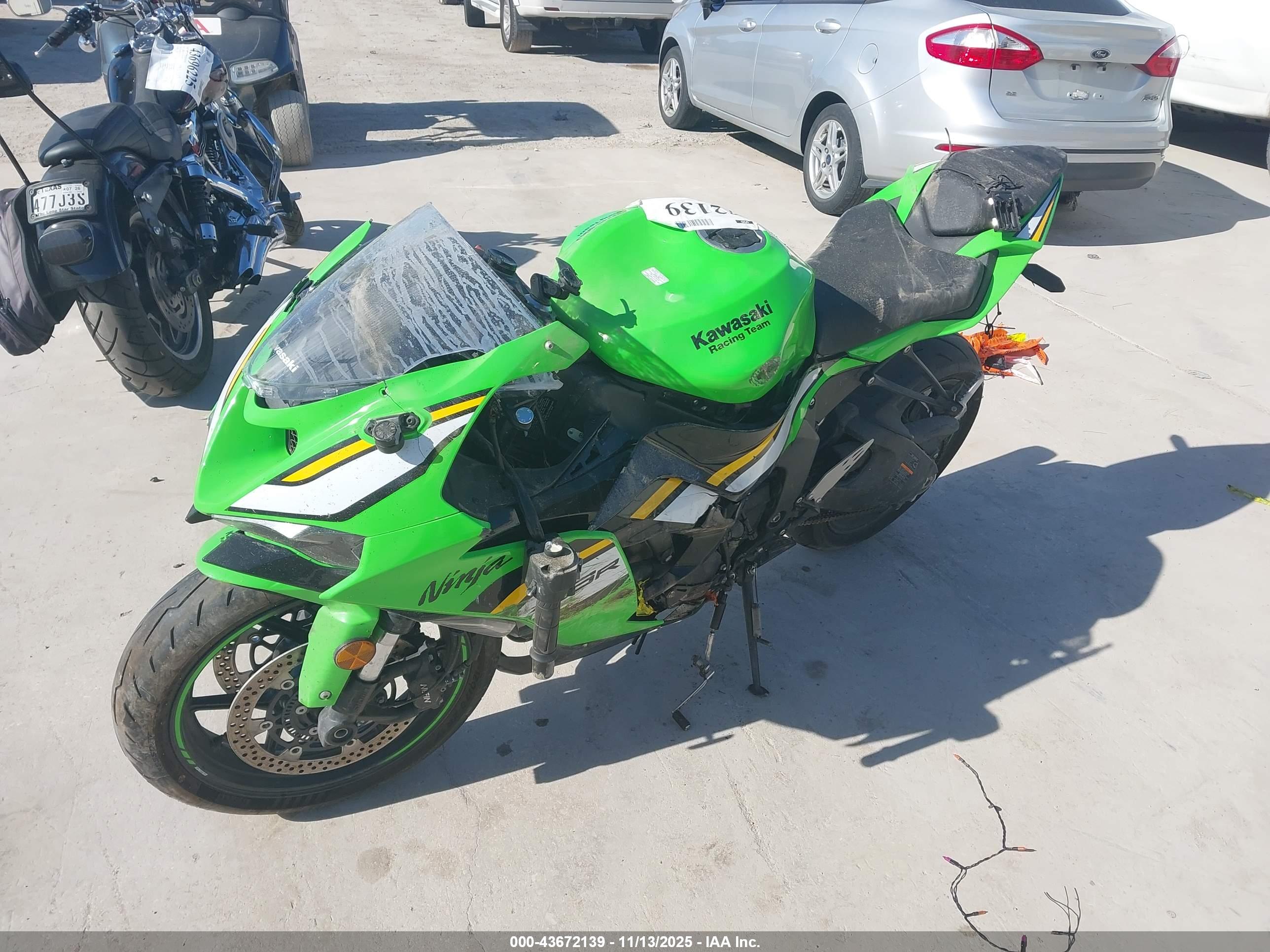 KAWASAKI ZX636 image 2