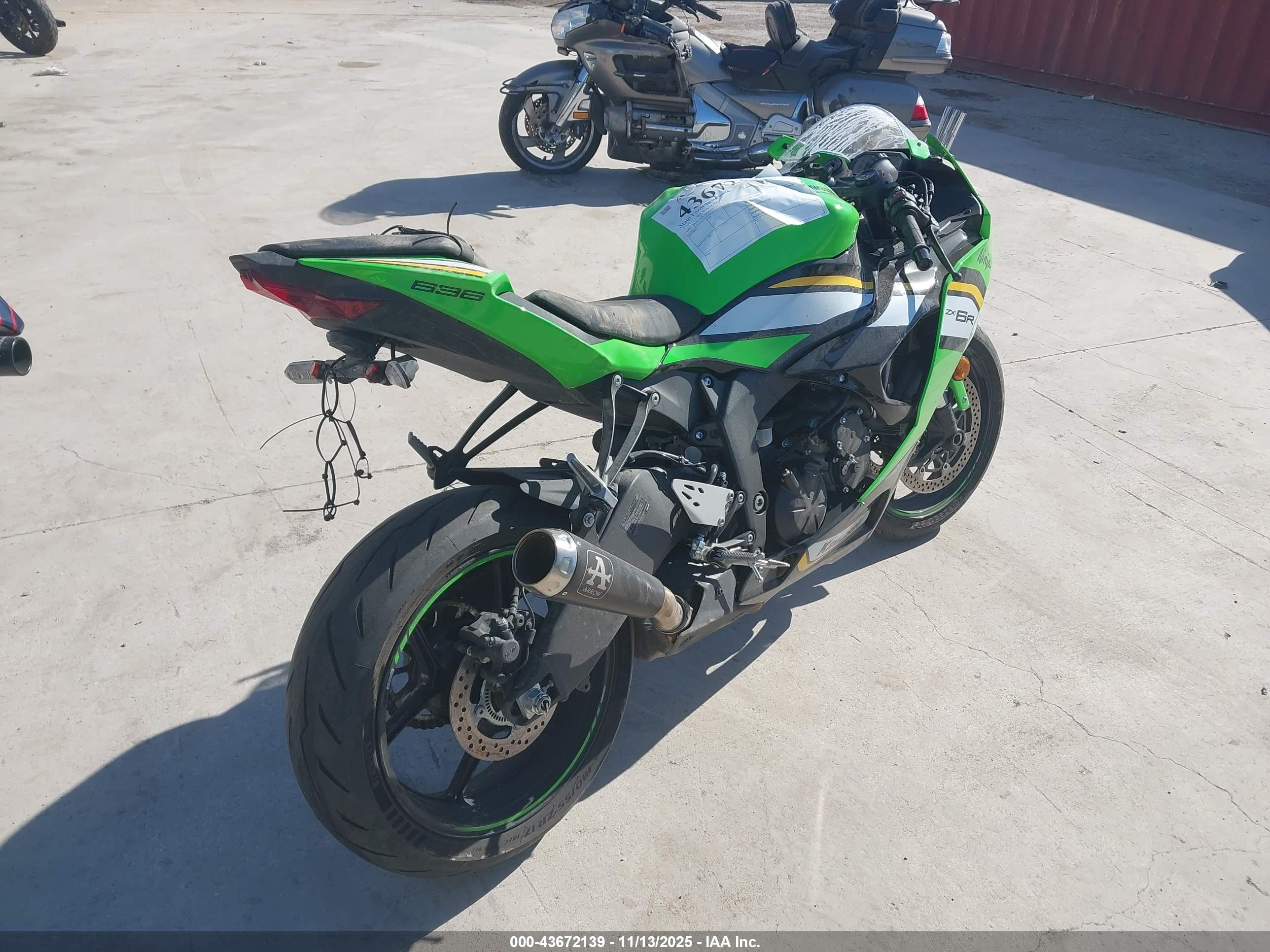 KAWASAKI ZX636 image 4