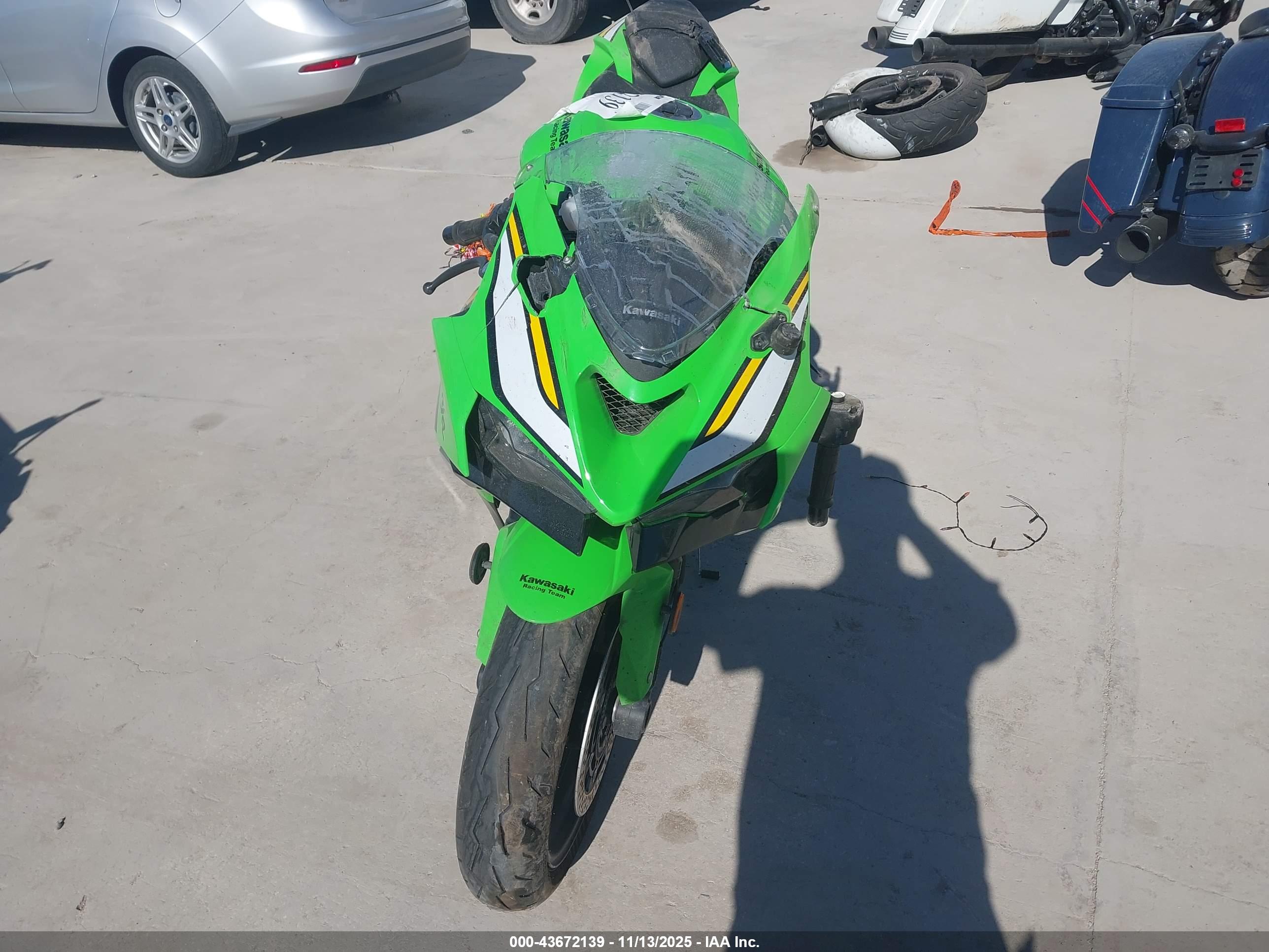 KAWASAKI ZX636 image 5