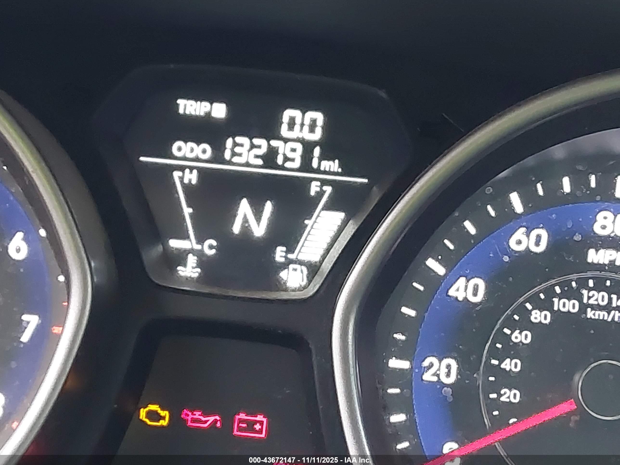 HYUNDAI ELANTRA image 7