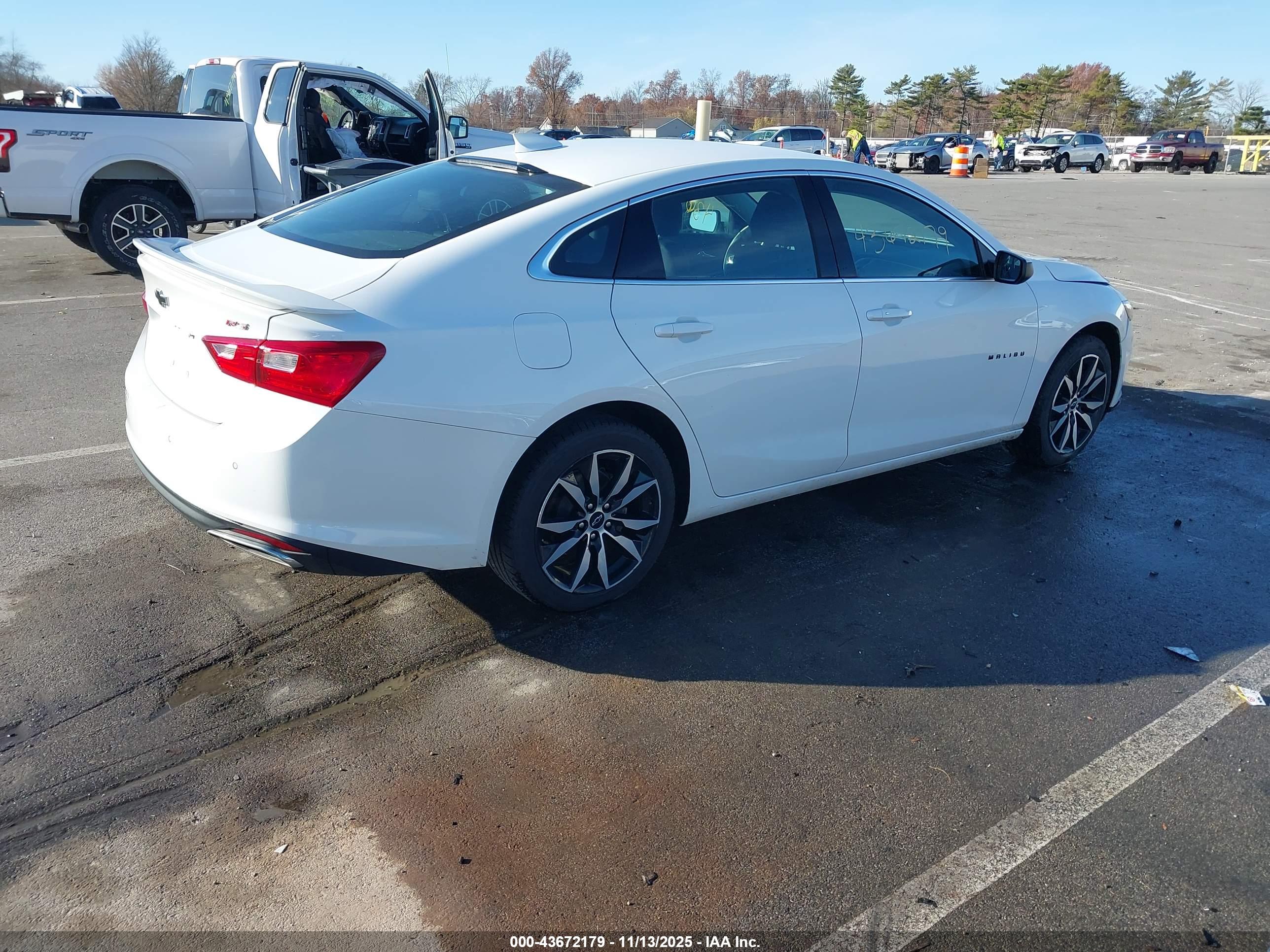 CHEVROLET MALIBU image 4