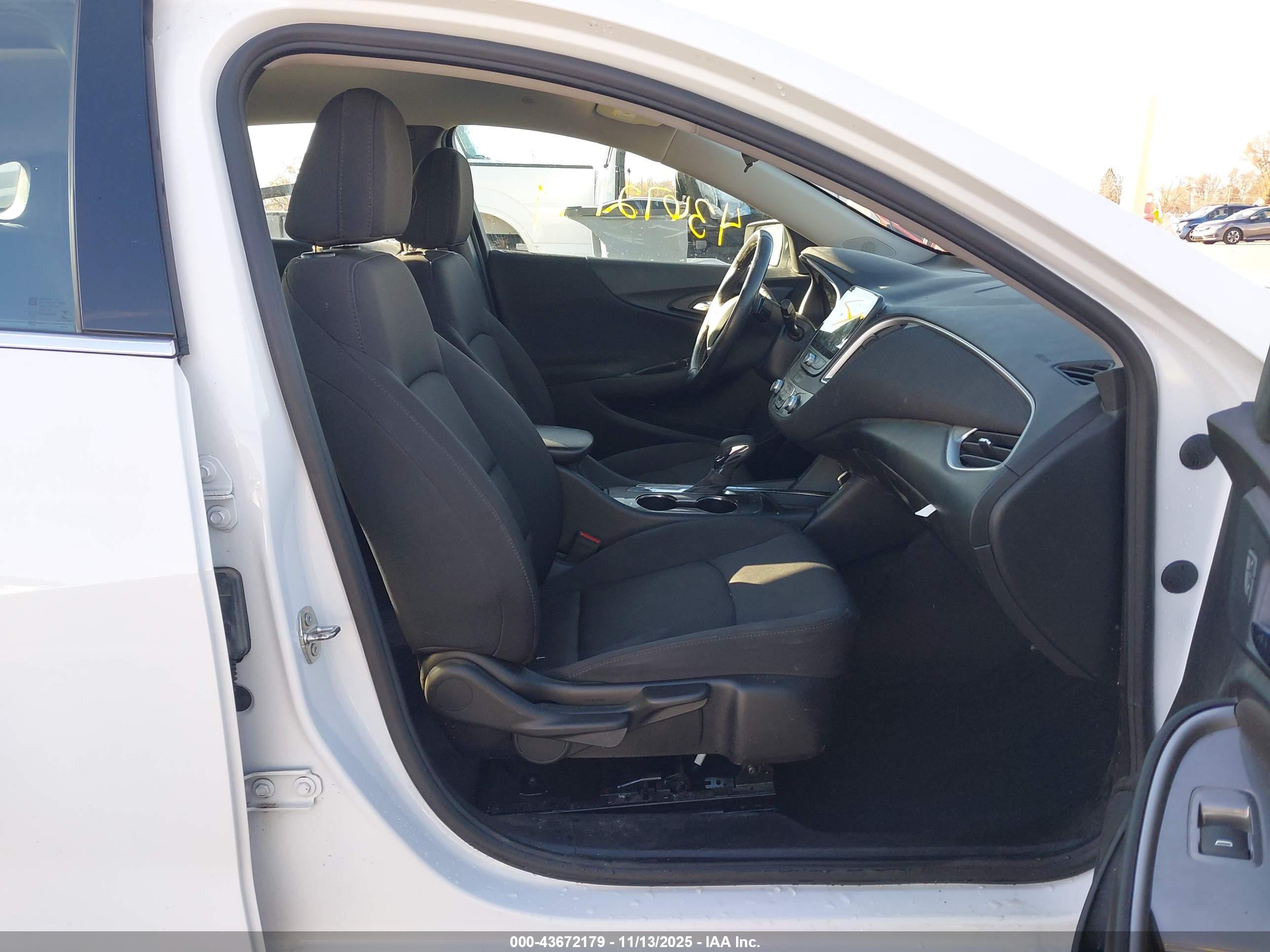 CHEVROLET MALIBU image 5