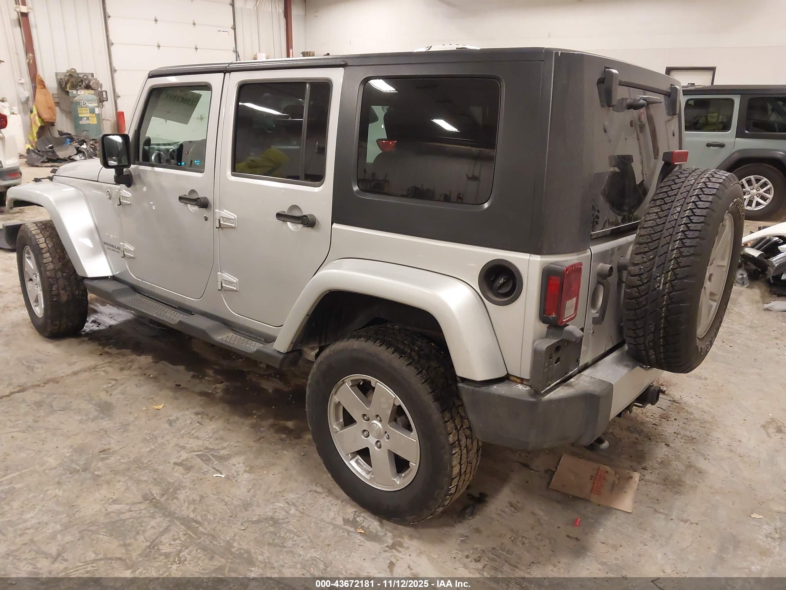 JEEP WRANGLER image 3