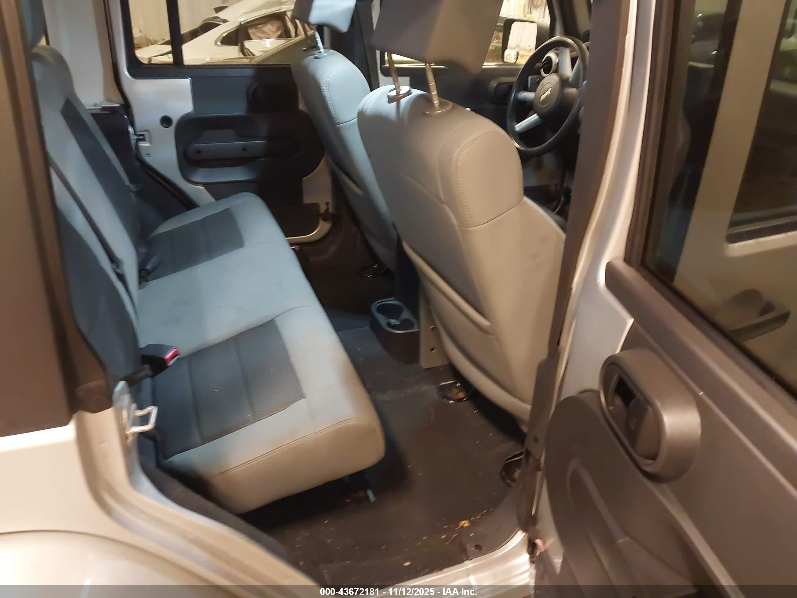 JEEP WRANGLER image 8