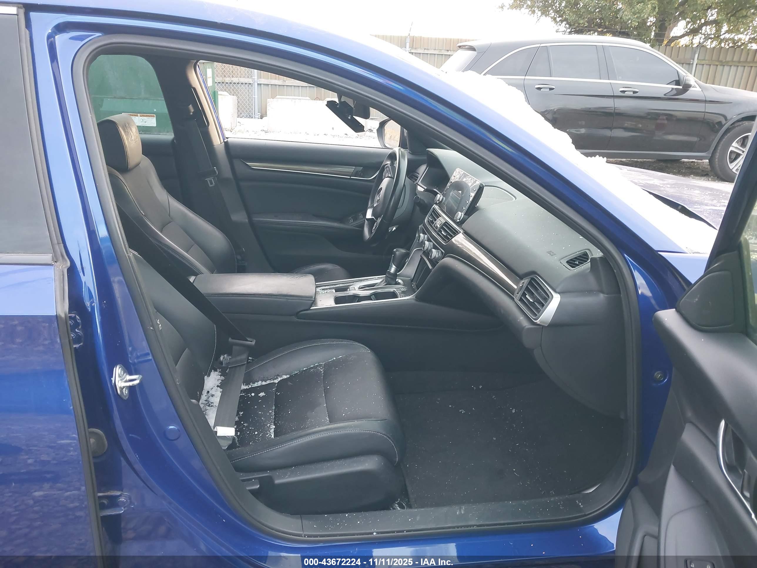HONDA ACCORD image 5