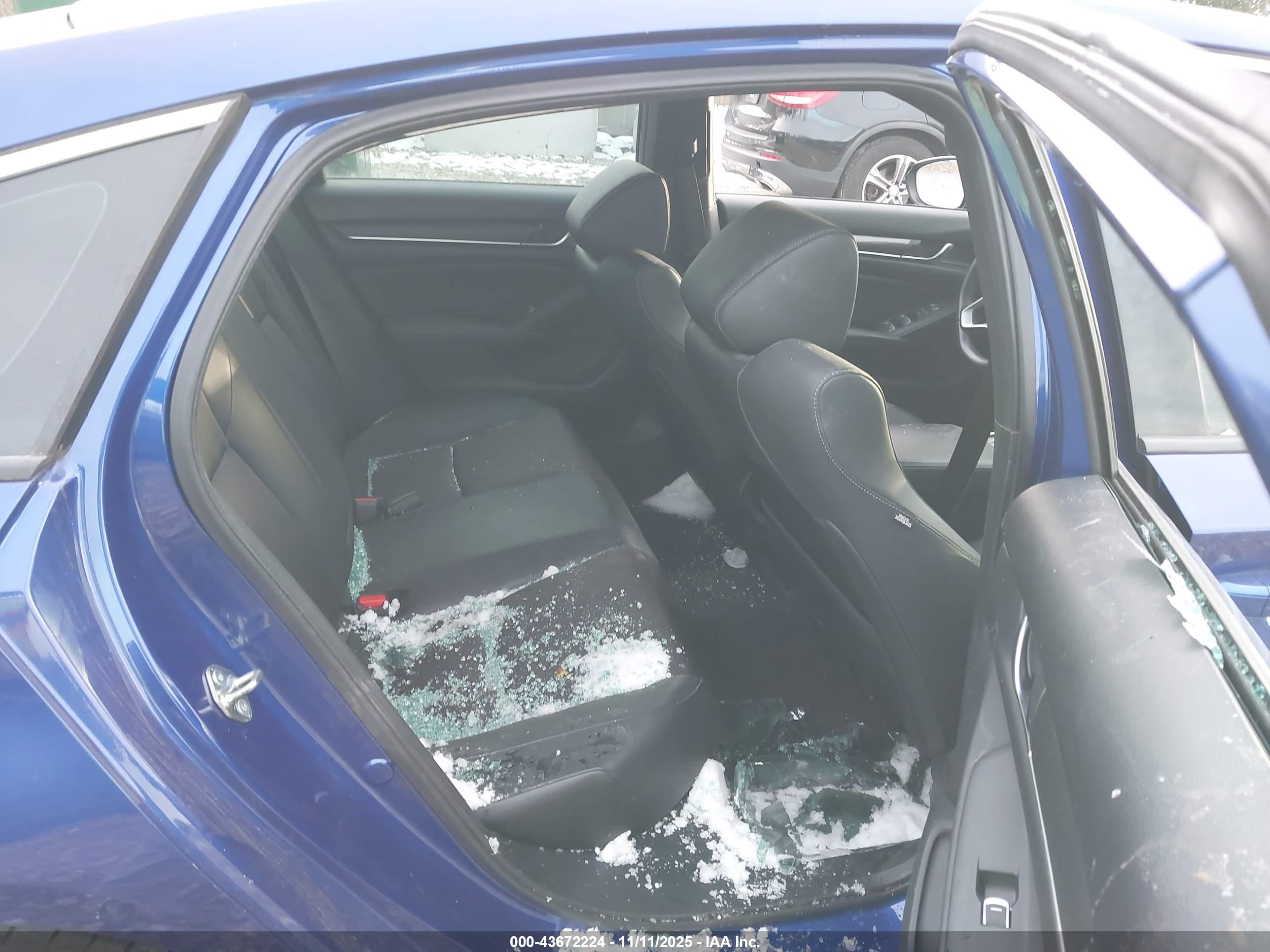 HONDA ACCORD image 8