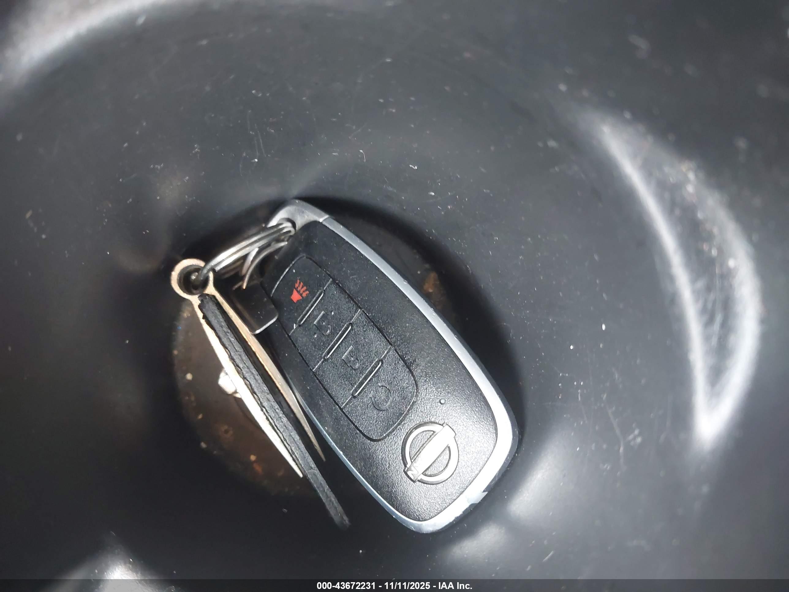 NISSAN KICKS image 11
