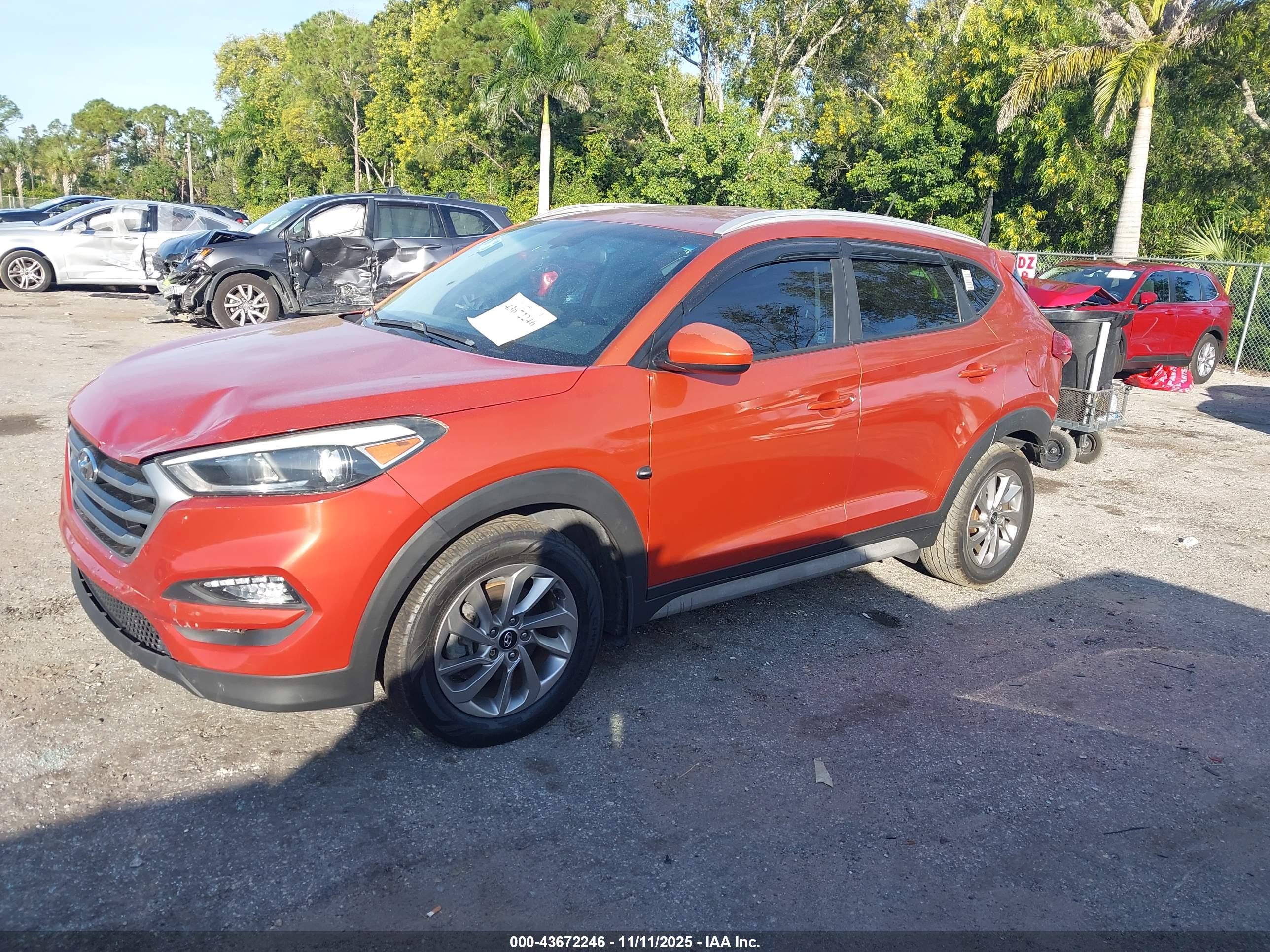 HYUNDAI TUCSON image 2