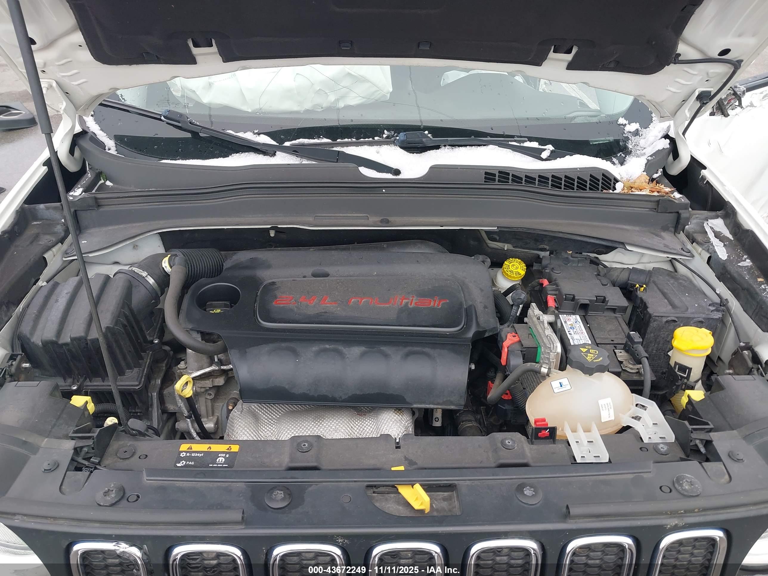 JEEP RENEGADE image 10