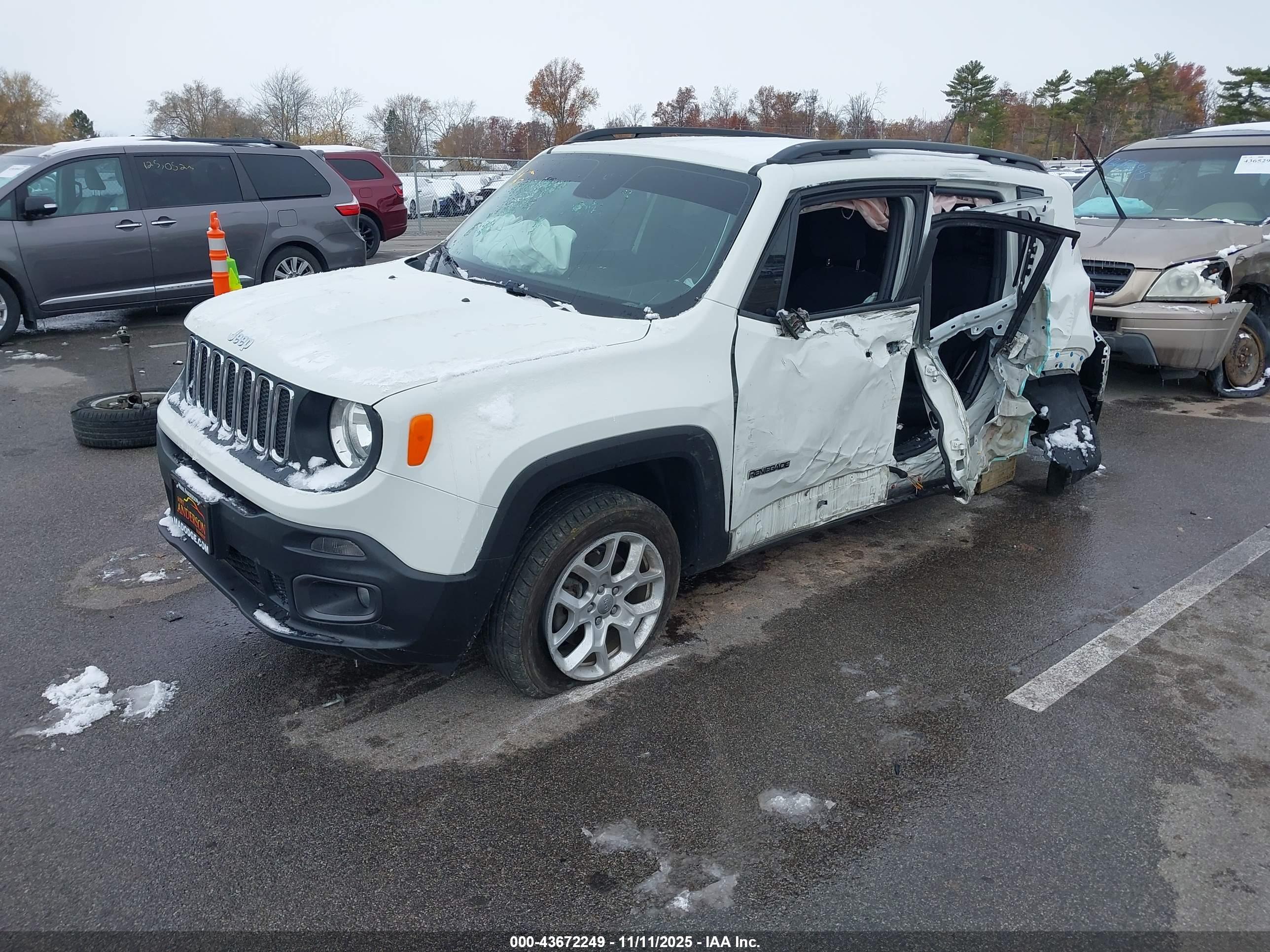 JEEP RENEGADE image 2