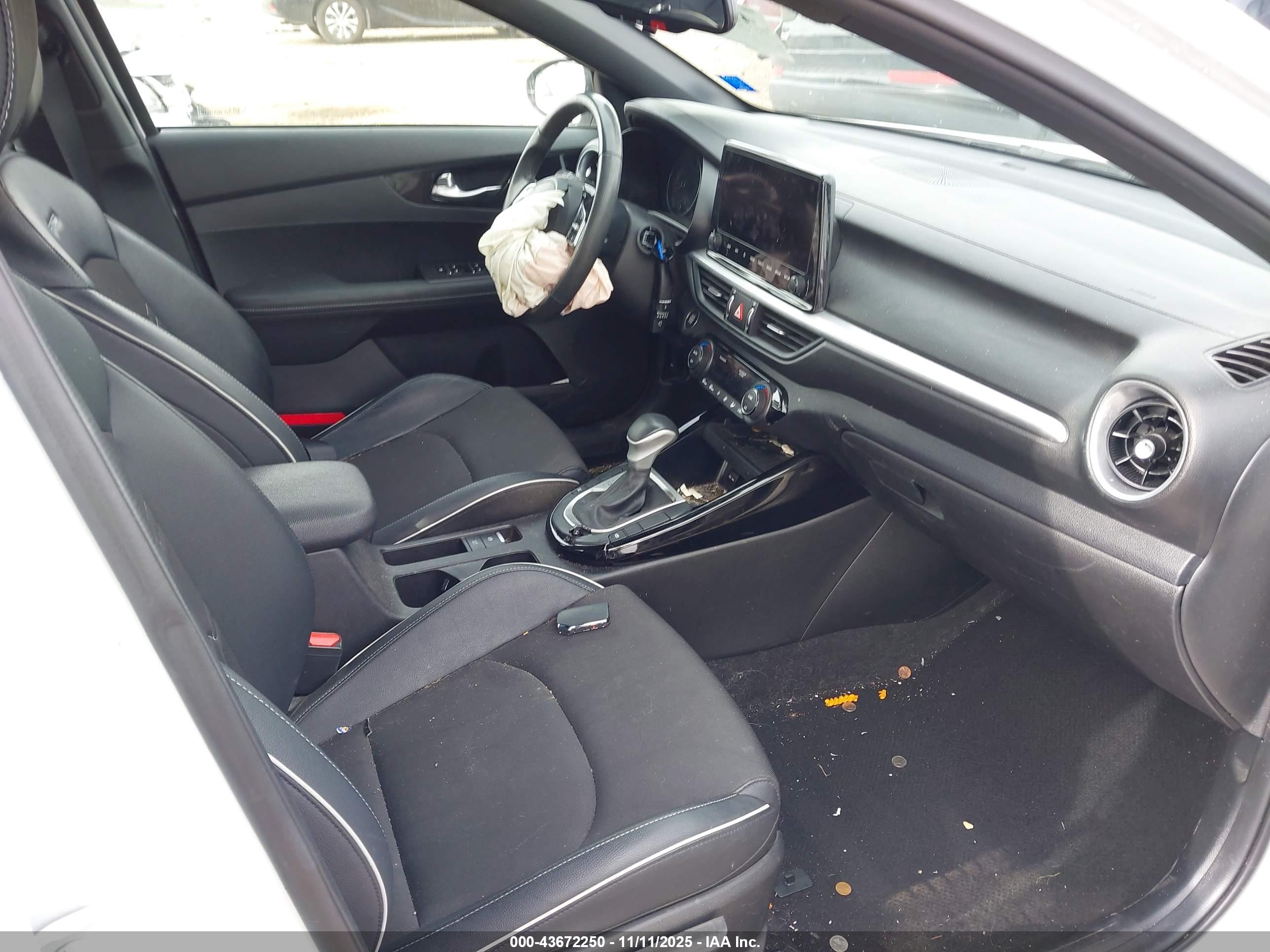 KIA FORTE image 5