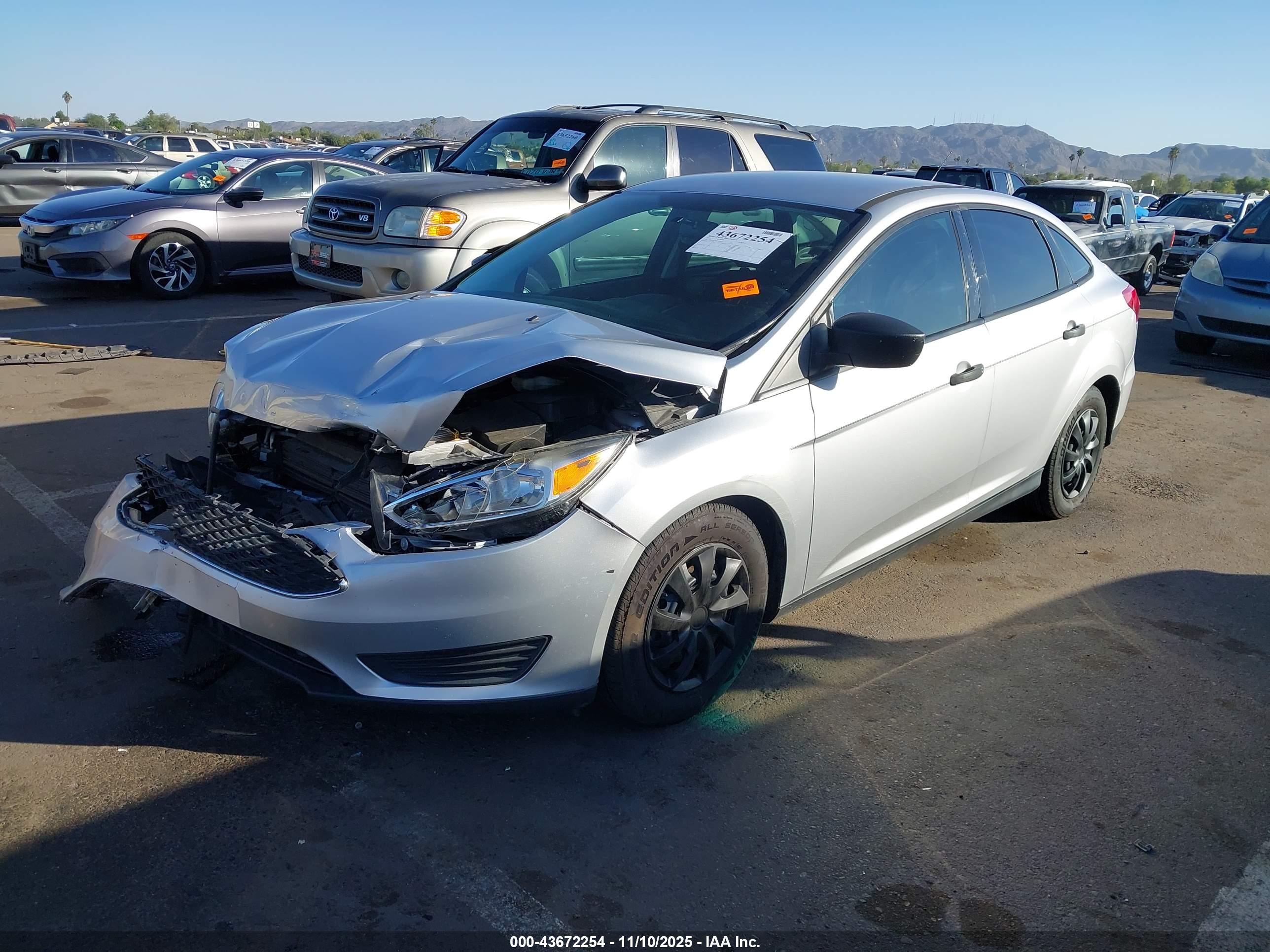 FORD FOCUS image 2