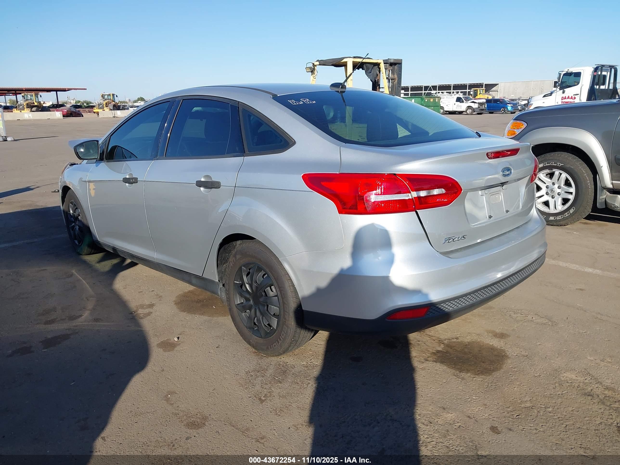 FORD FOCUS image 3