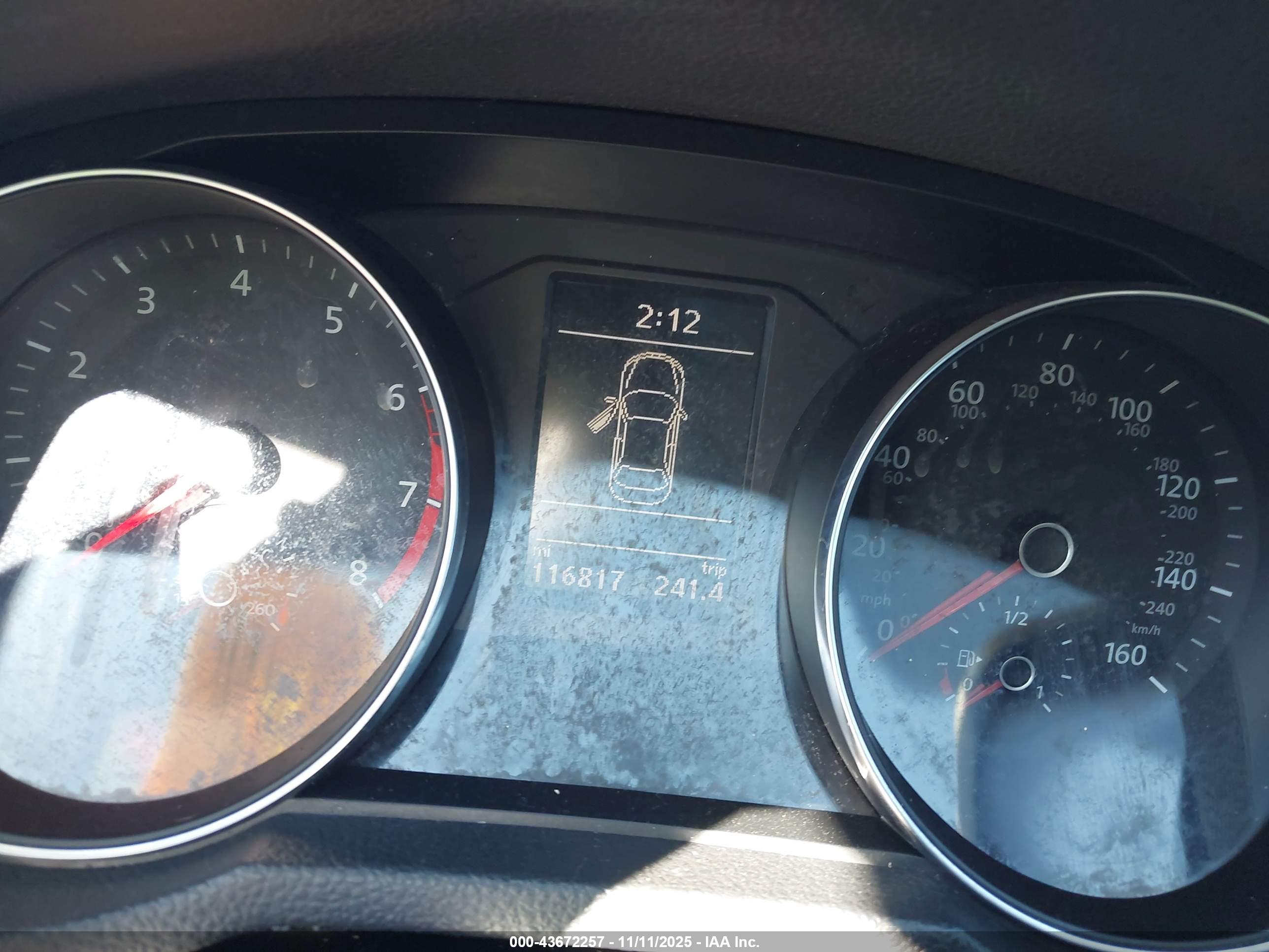 VOLKSWAGEN PASSAT image 7