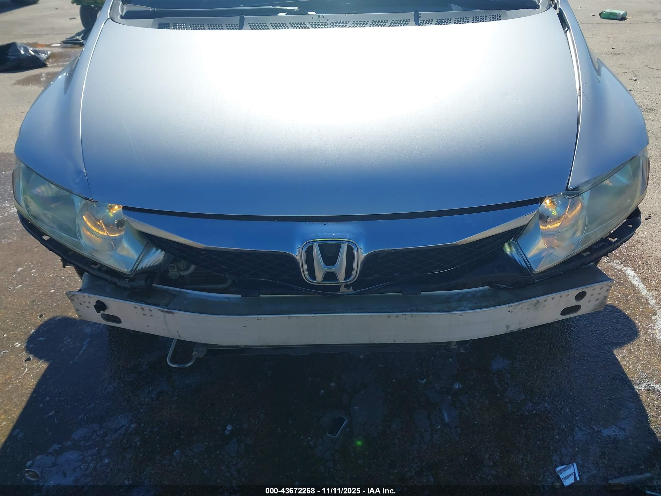 HONDA CIVIC image 6