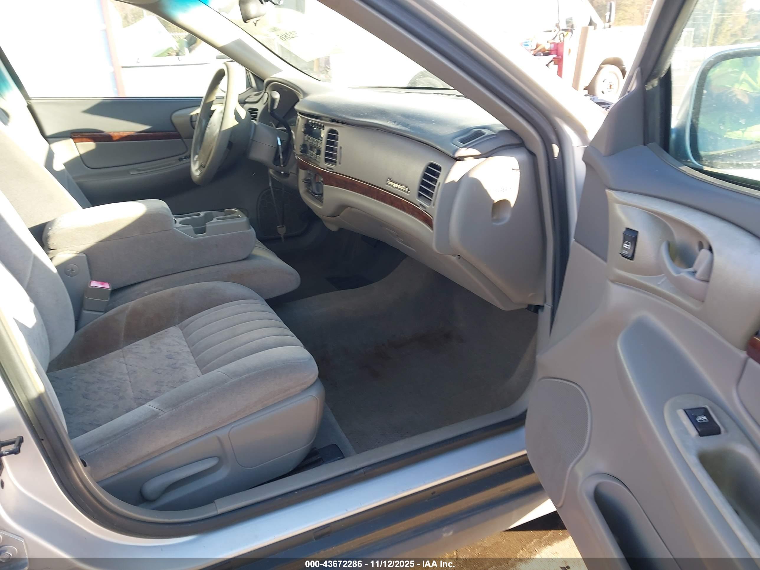CHEVROLET IMPALA image 5