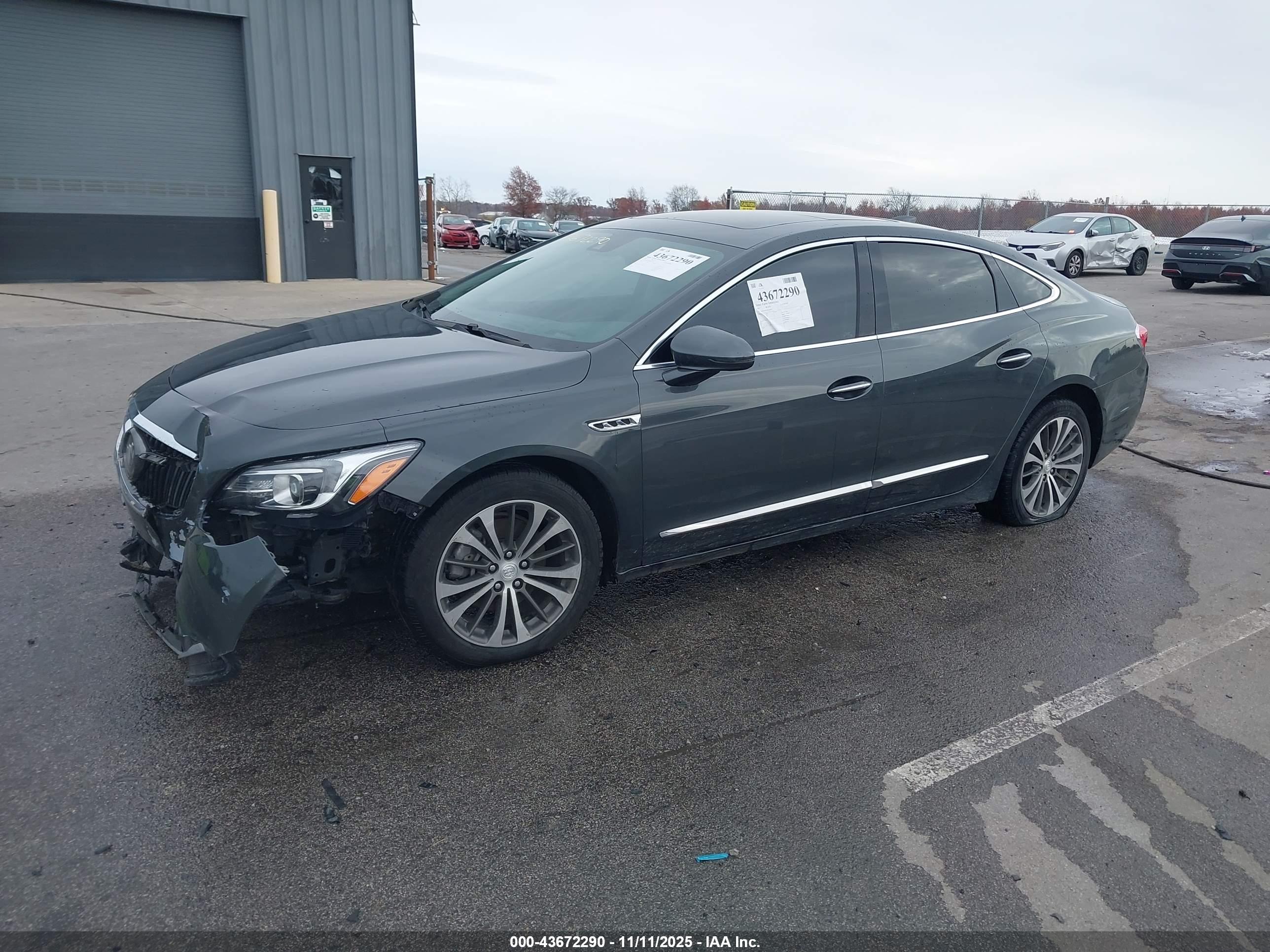 BUICK LACROSSE image 2