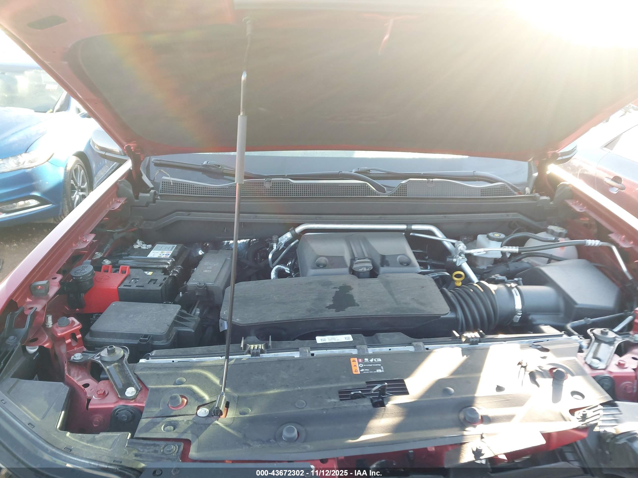 CHEVROLET COLORADO image 10