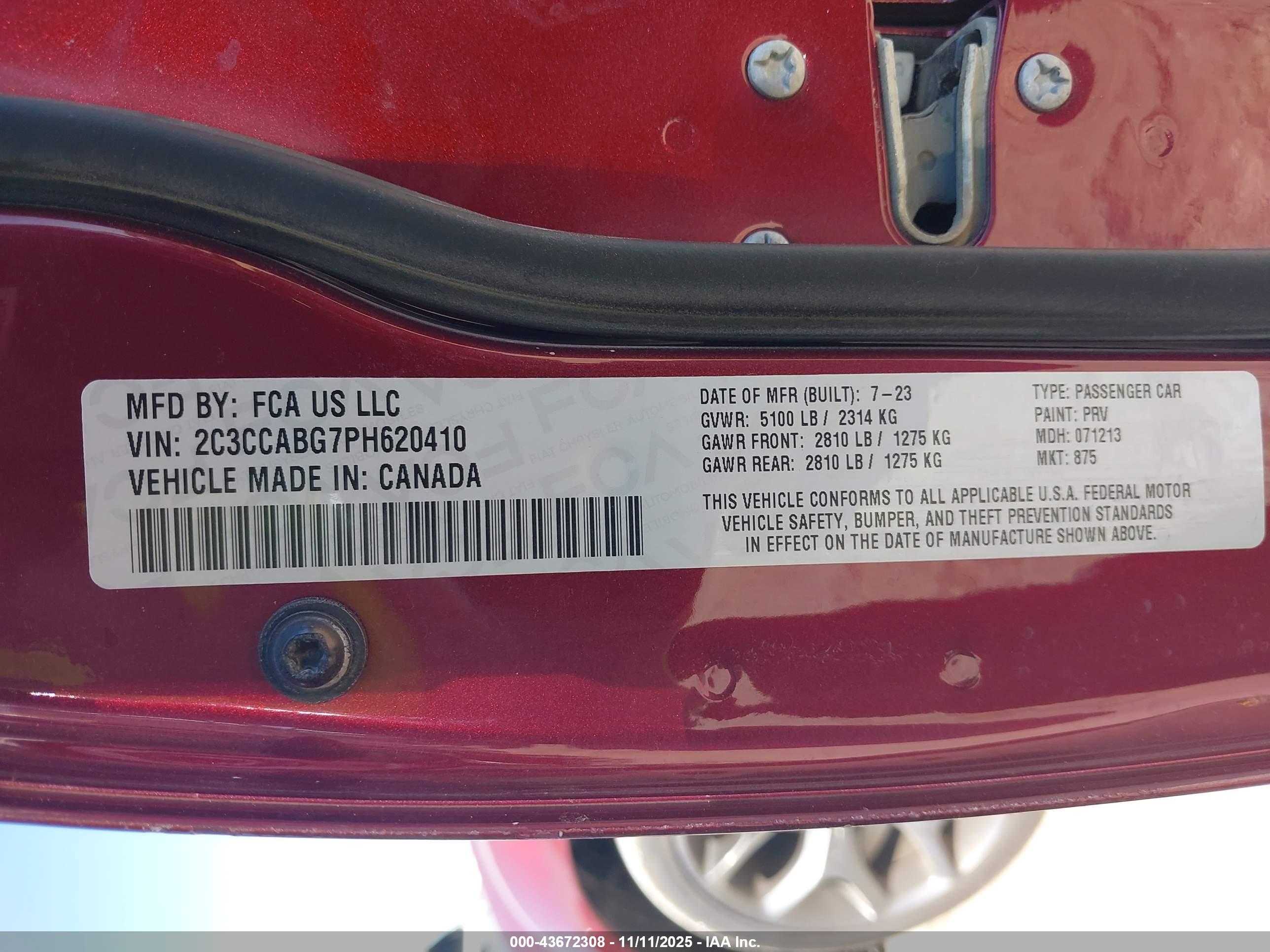 CHRYSLER 300 image 9