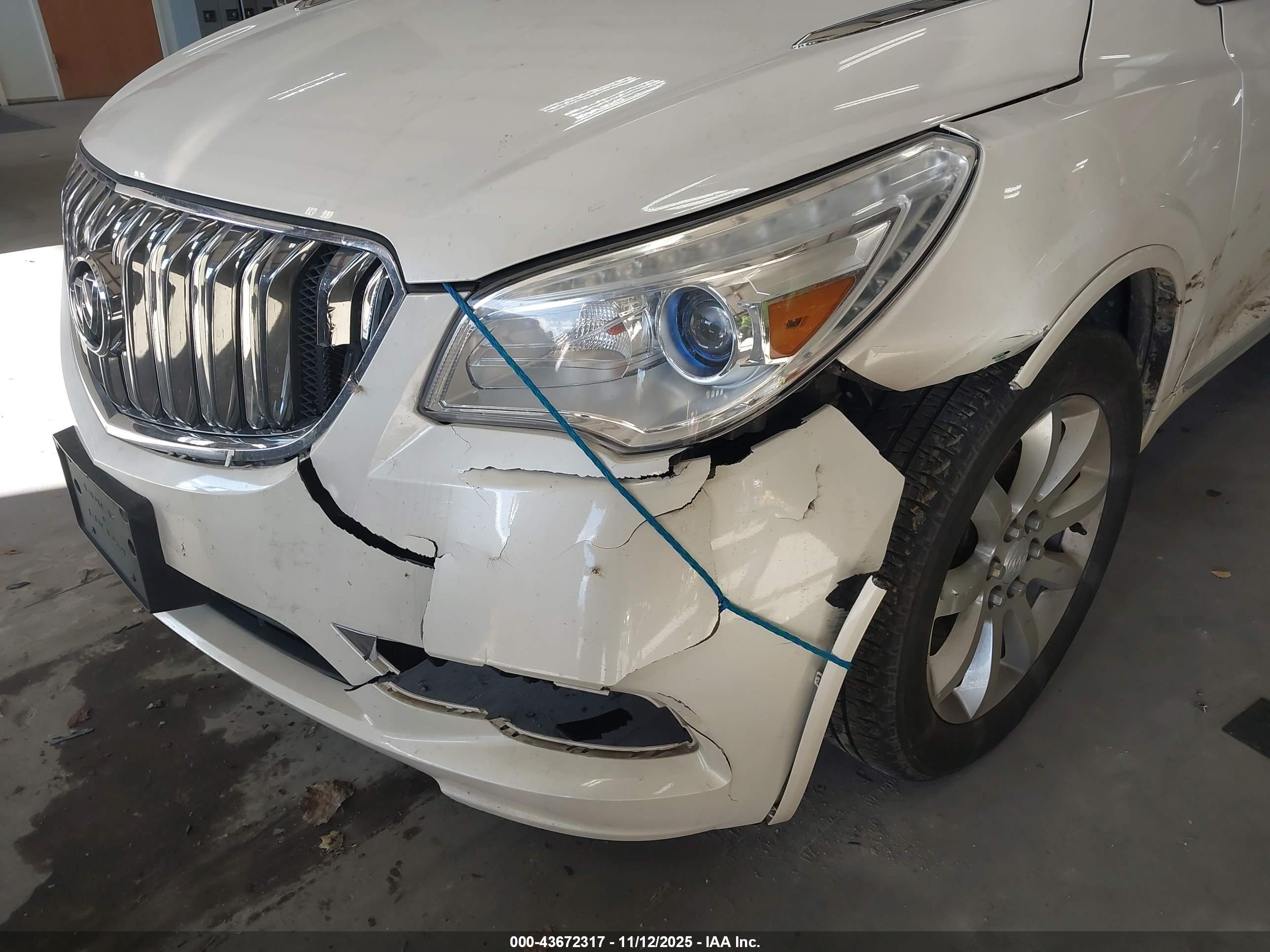 BUICK ENCLAVE image 6