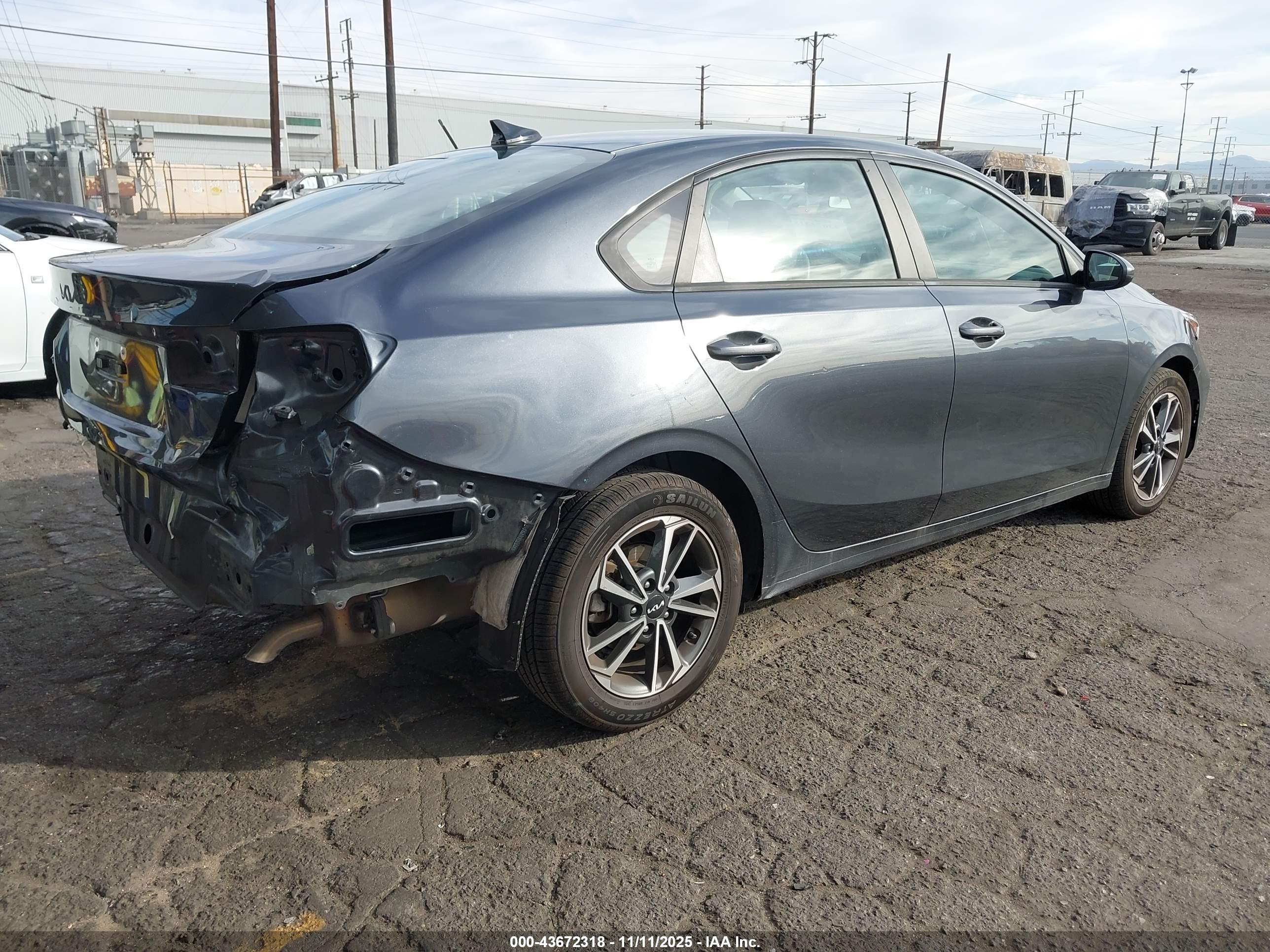 KIA FORTE image 4