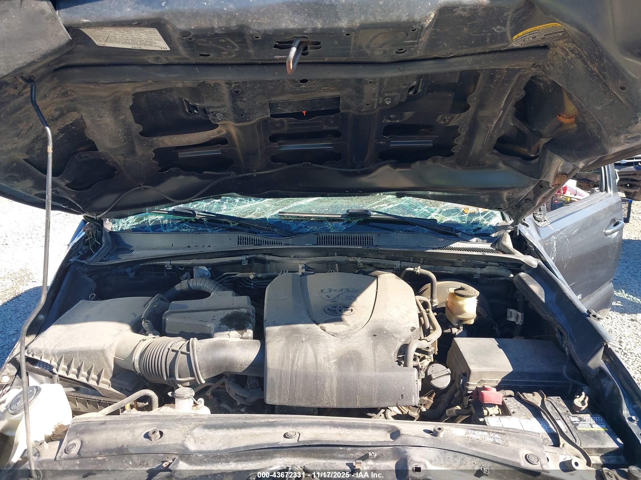 TOYOTA TACOMA image 10