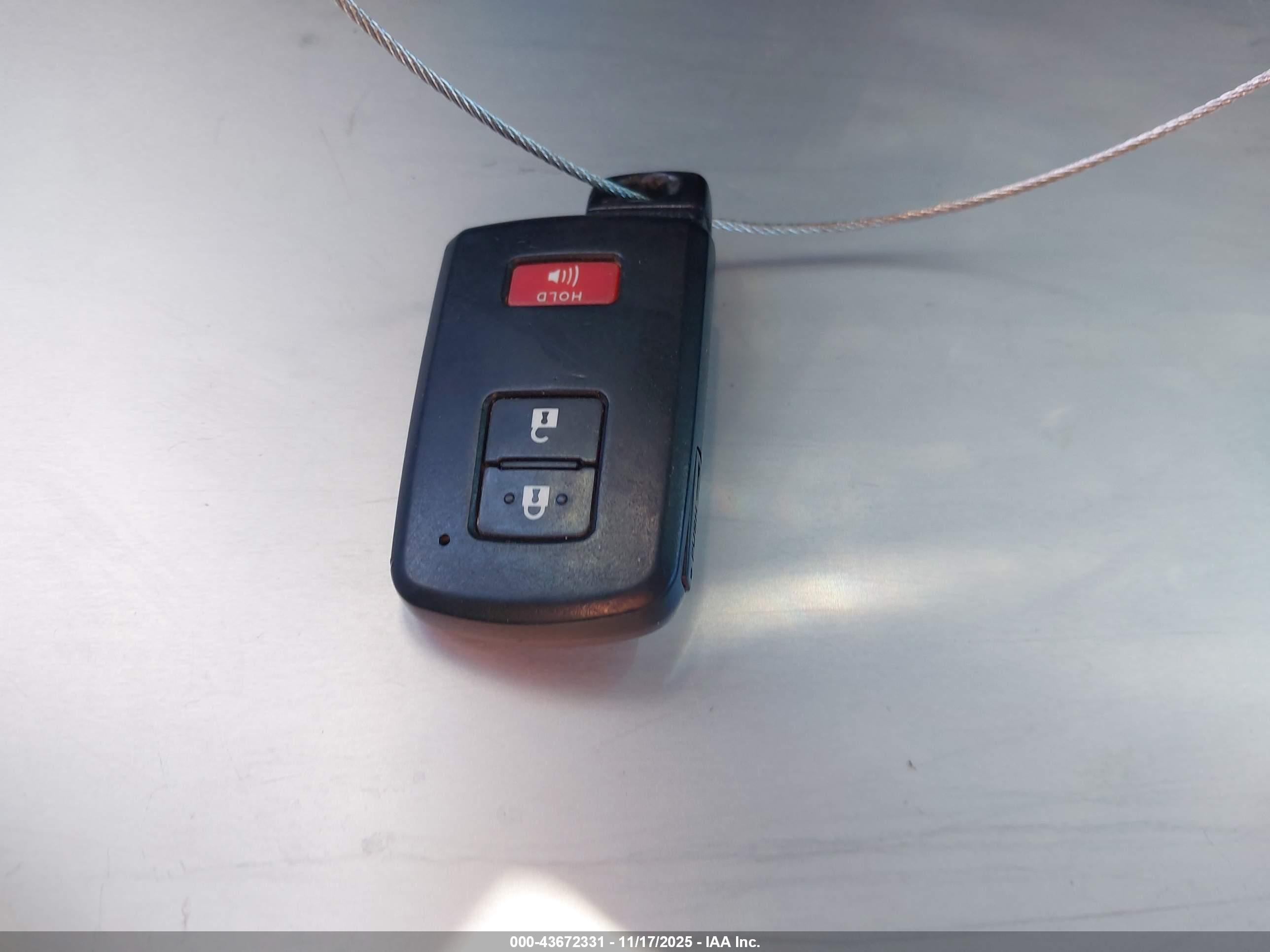 TOYOTA TACOMA image 11